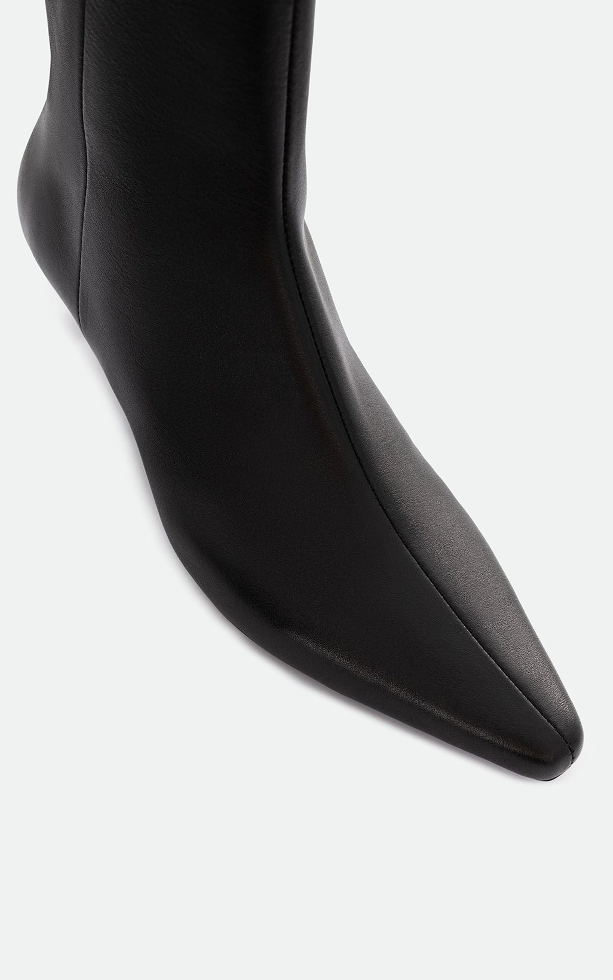 Leather Ankle Boots RUE with Kitten Heel