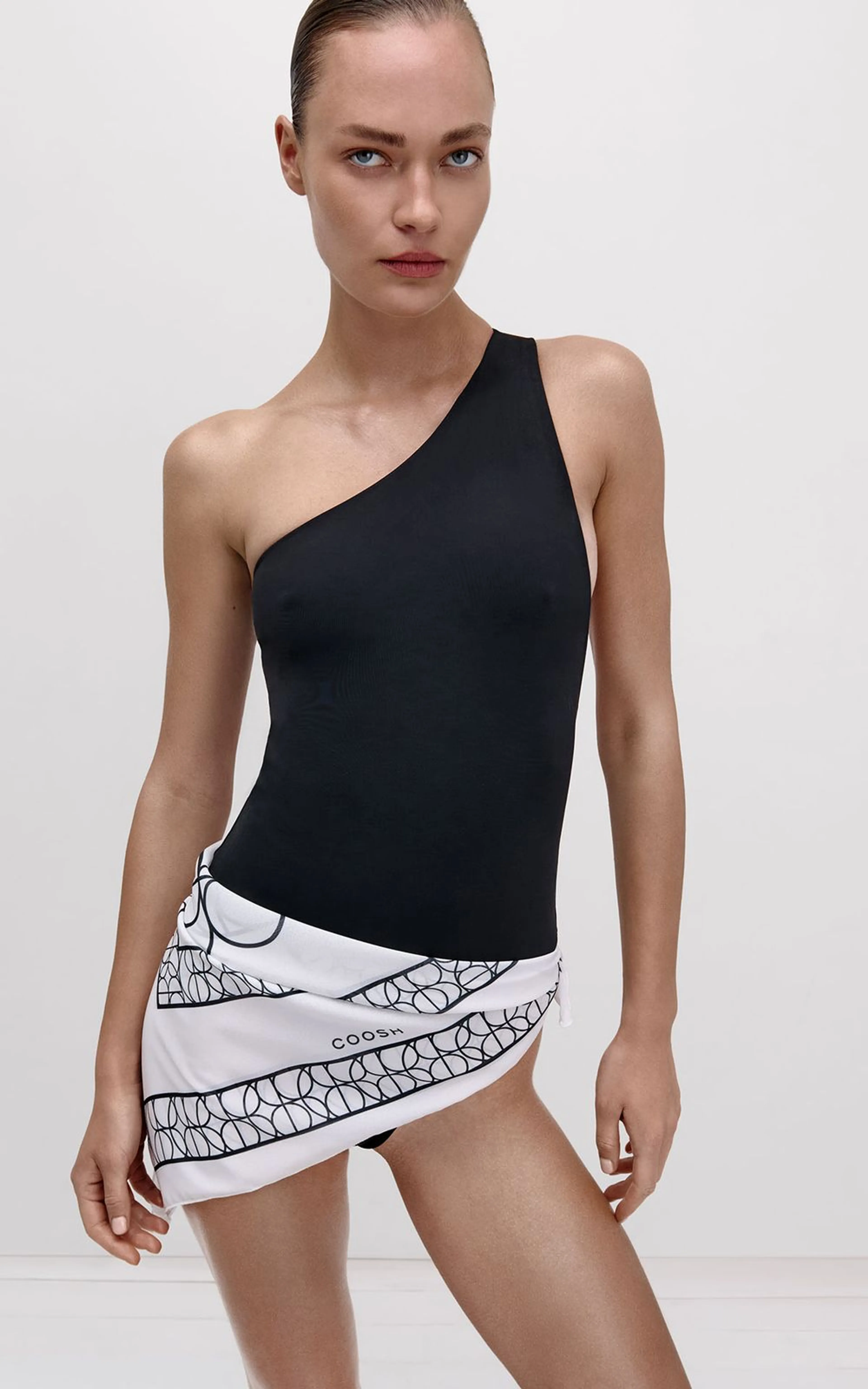 One-Shoulder Asymmetrical One-Piece Swimsuit
