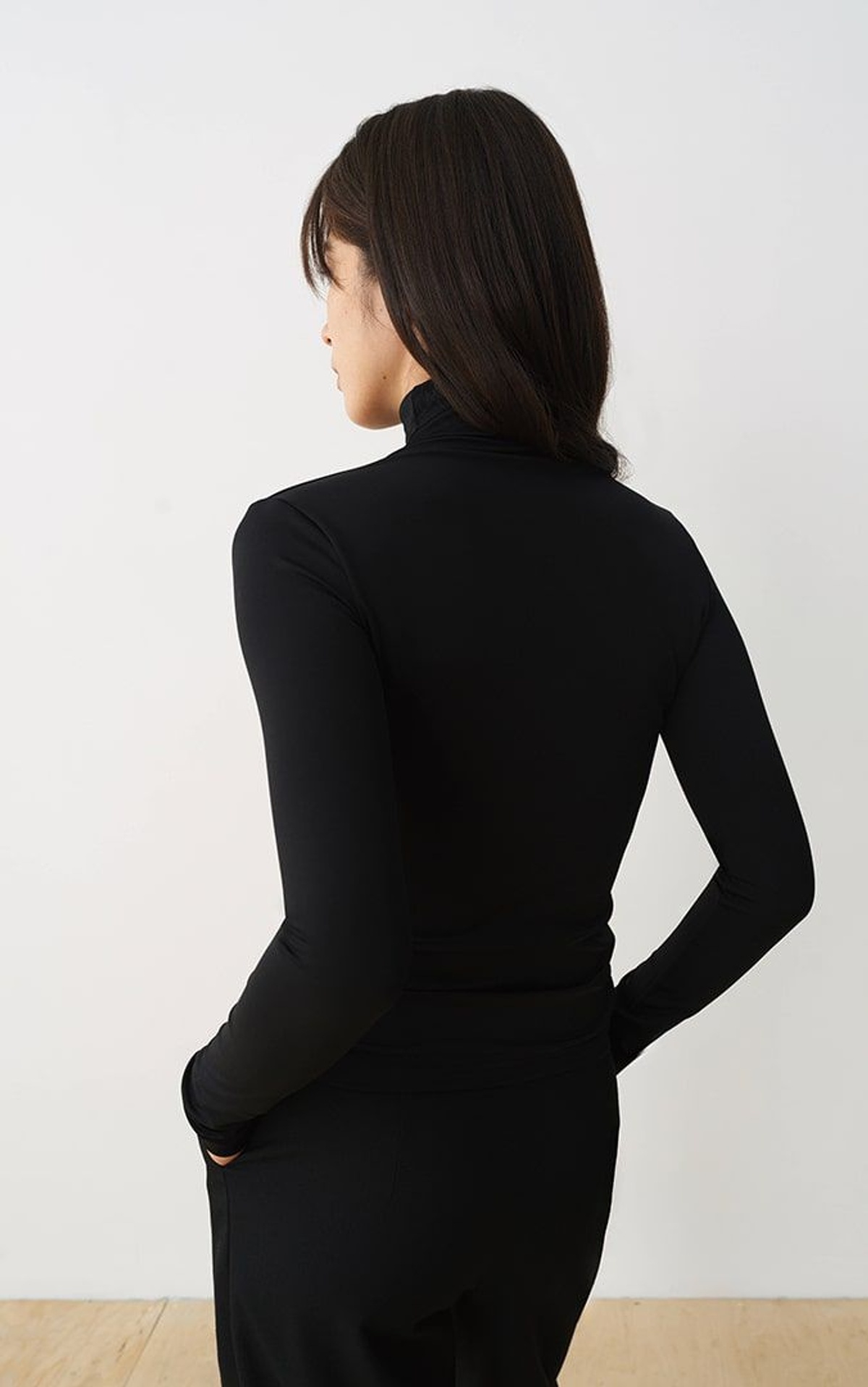 Лонгслів SECOND SKIN по фігурі