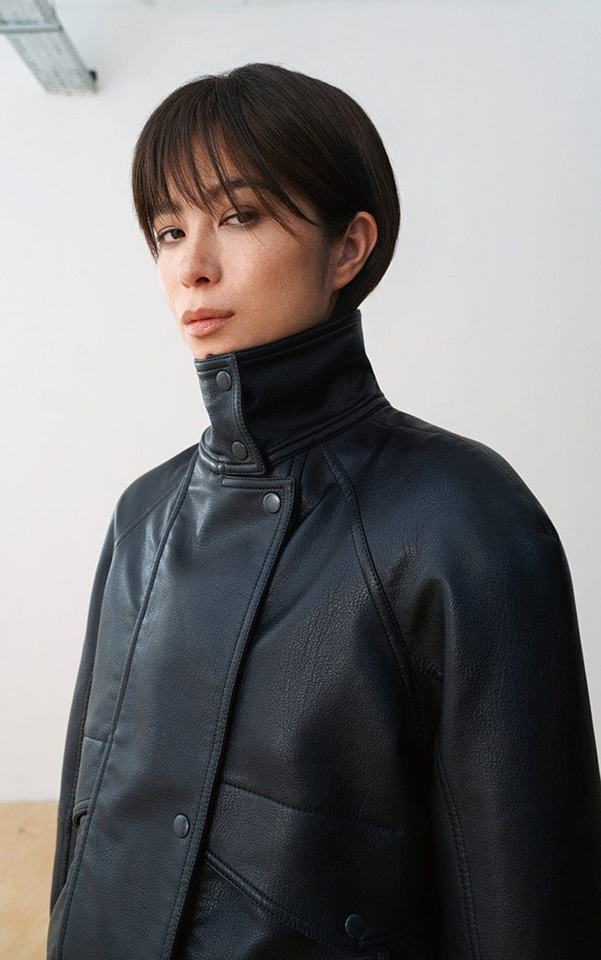 Куртка-бомбер ALANA з коміром-стійкою