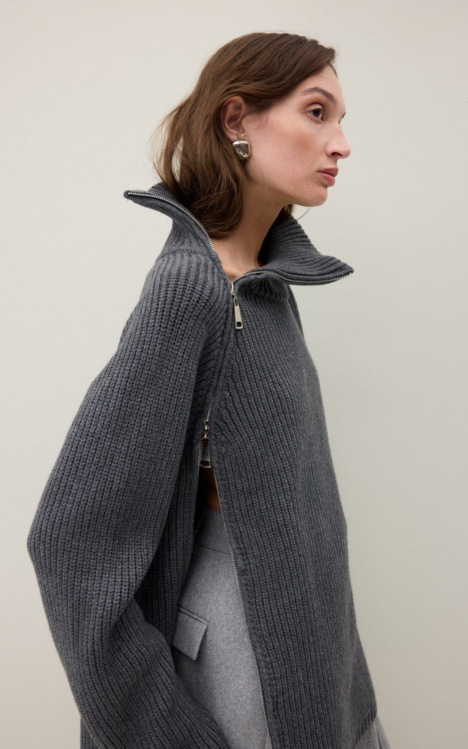 Oversized High-Collar Zip Sweater - Graphite | COOSH