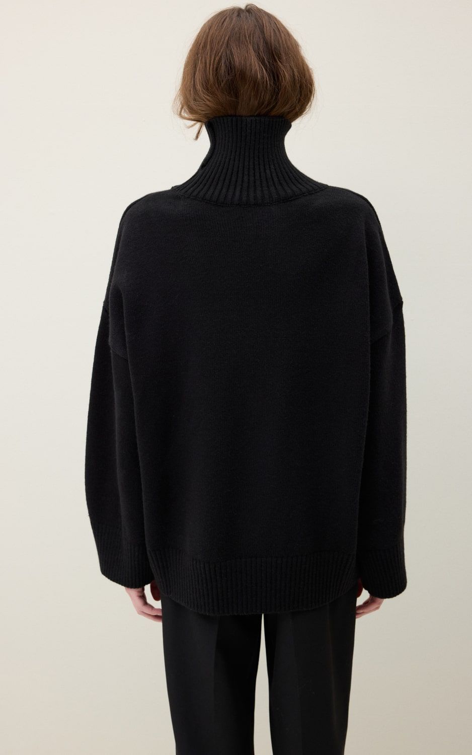 AMI Wool Blend Turtleneck Oversize Sweater - Black | COOSH