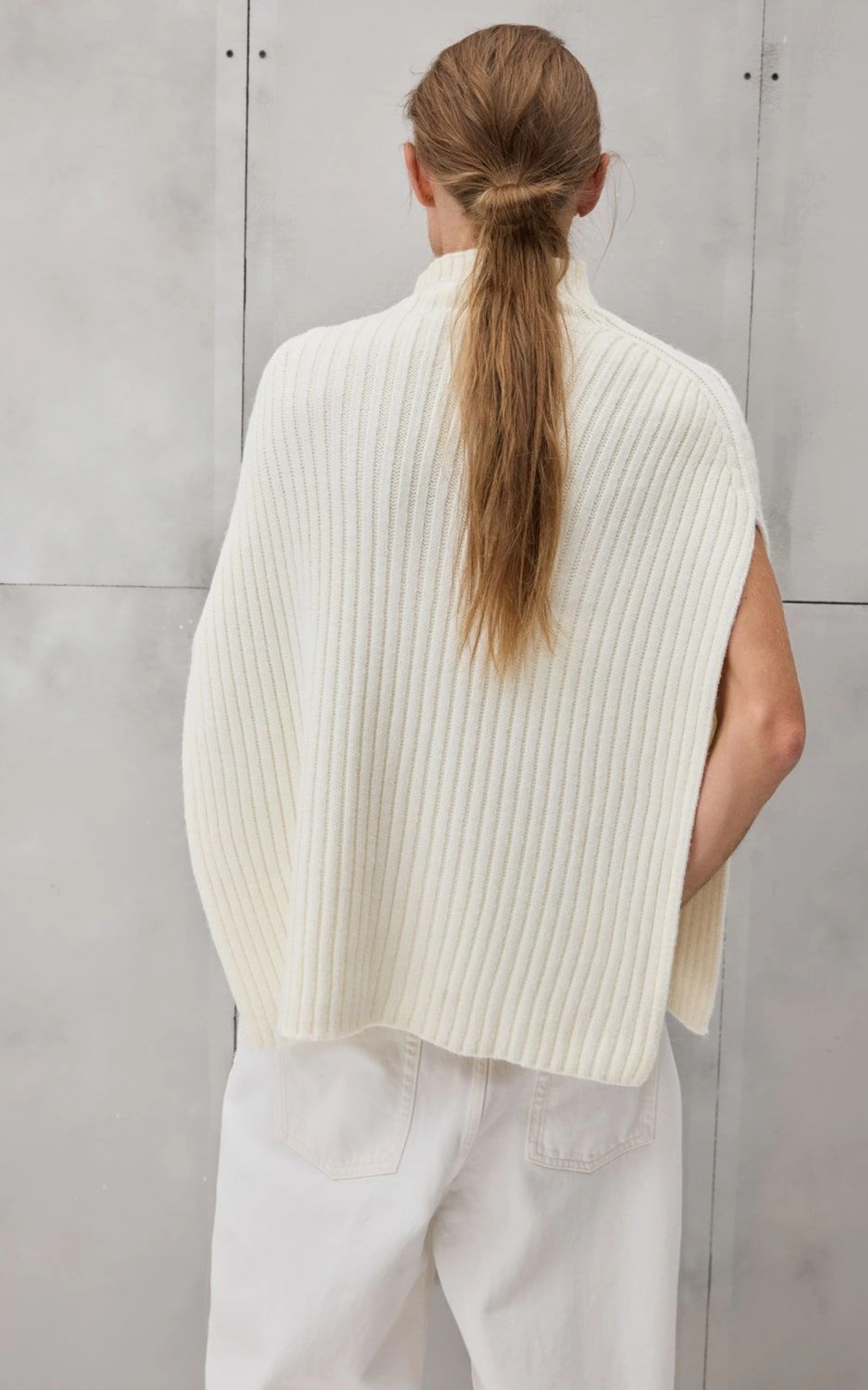 ALV High-Collar Ribbed Wool Poncho