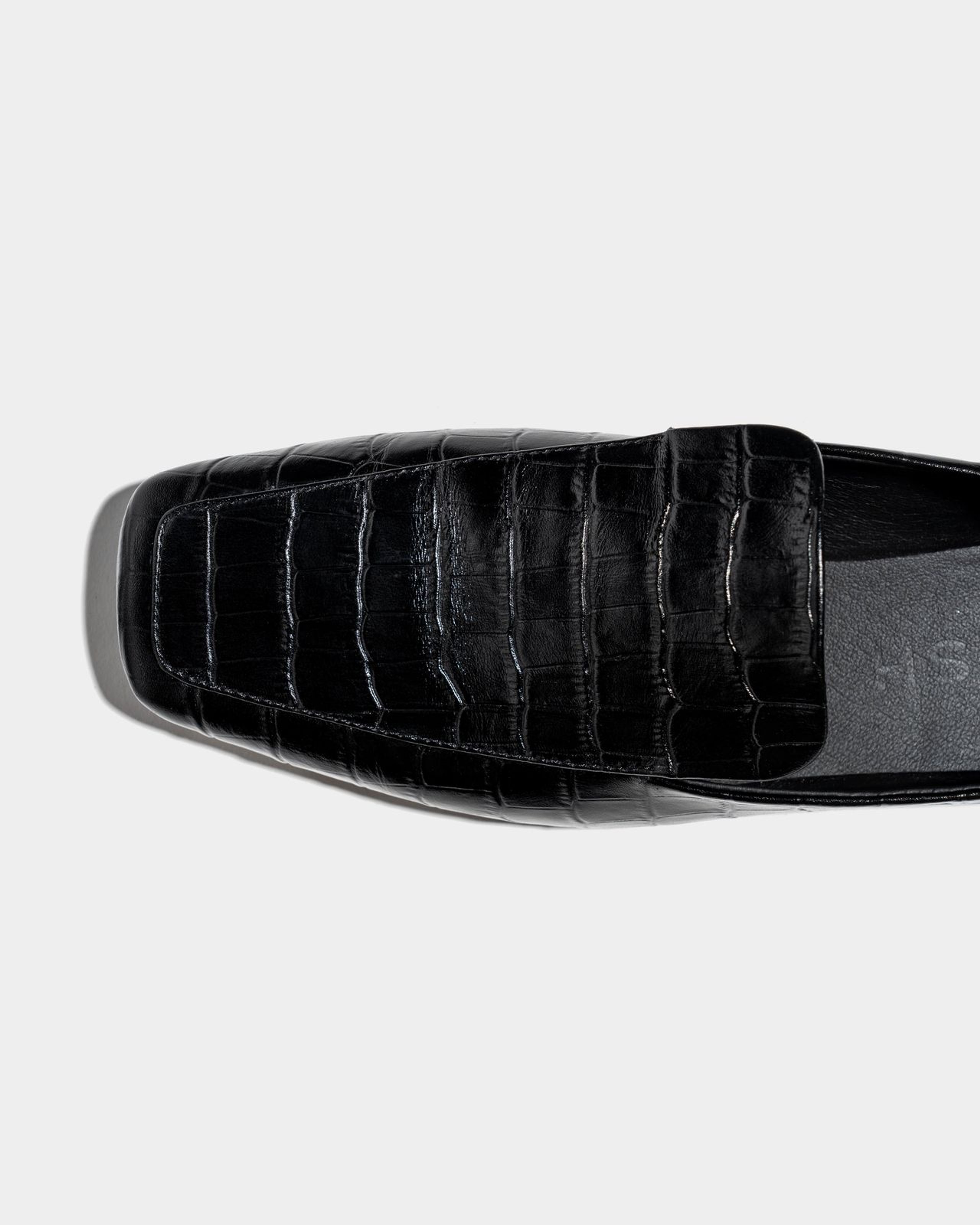 Loafersy z Teksturowanej Skóry z Kwadratowym Noskiem