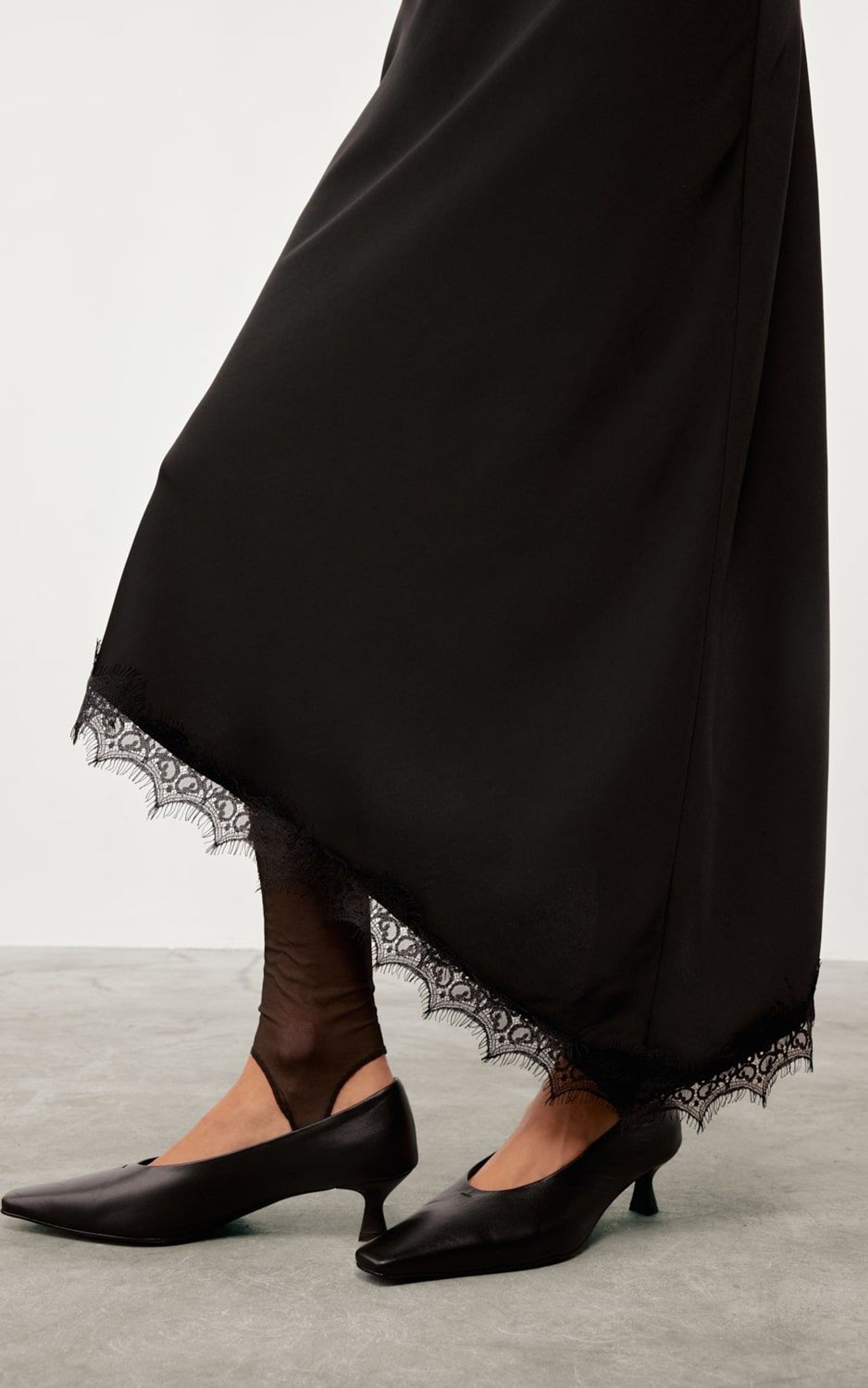 Сукня міді MAURA сатинова з асиметричним низом