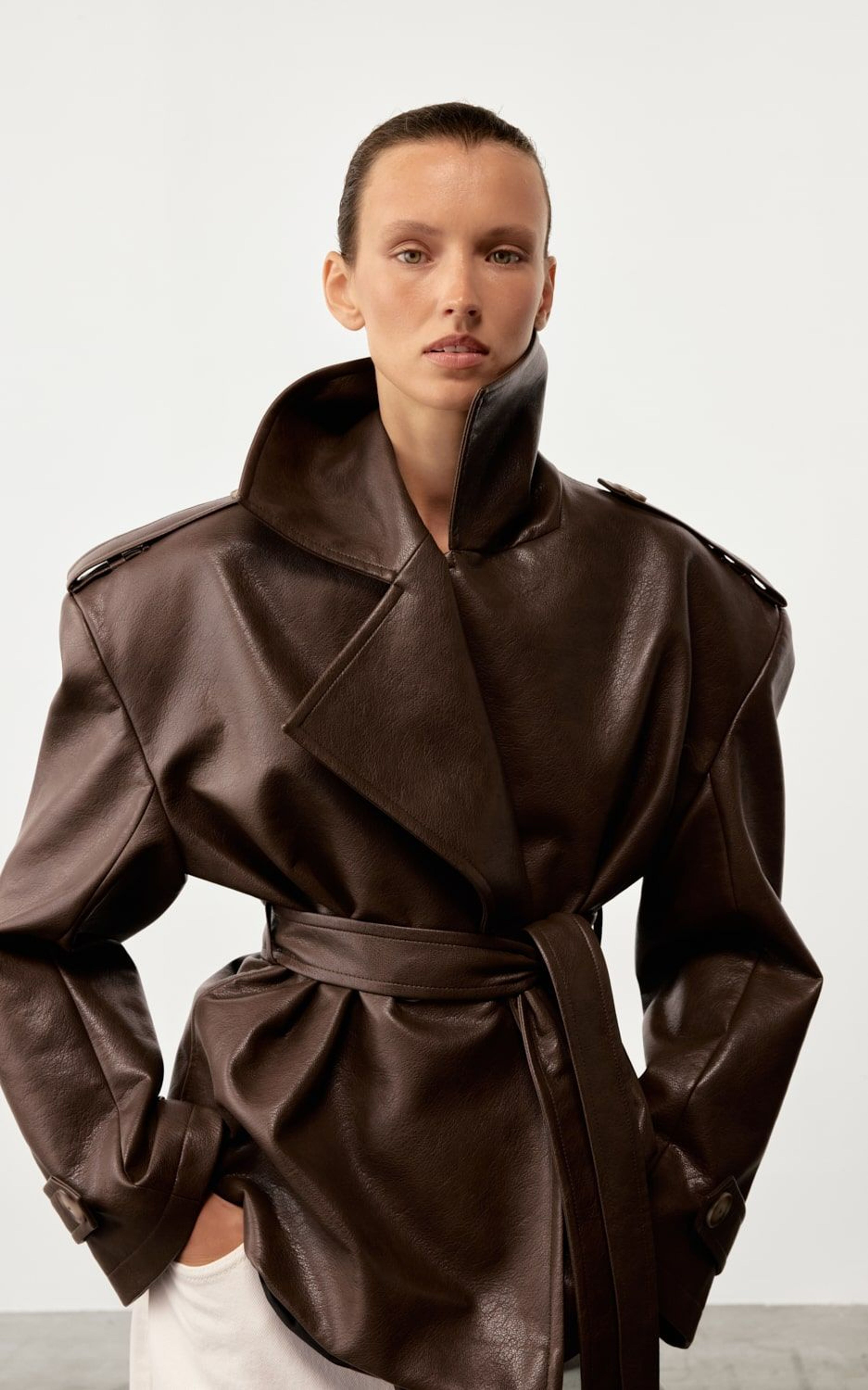 Krótki Trencz BLANK z premium eko-skóry