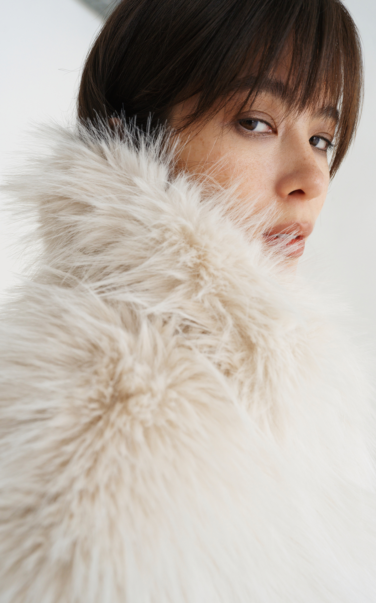 JADE Short Faux Fur Coat - Cream | COOSH