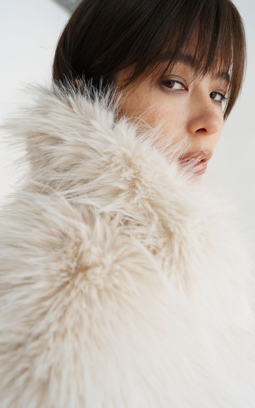 JADE Short Faux Fur Coat - Cream | COOSH