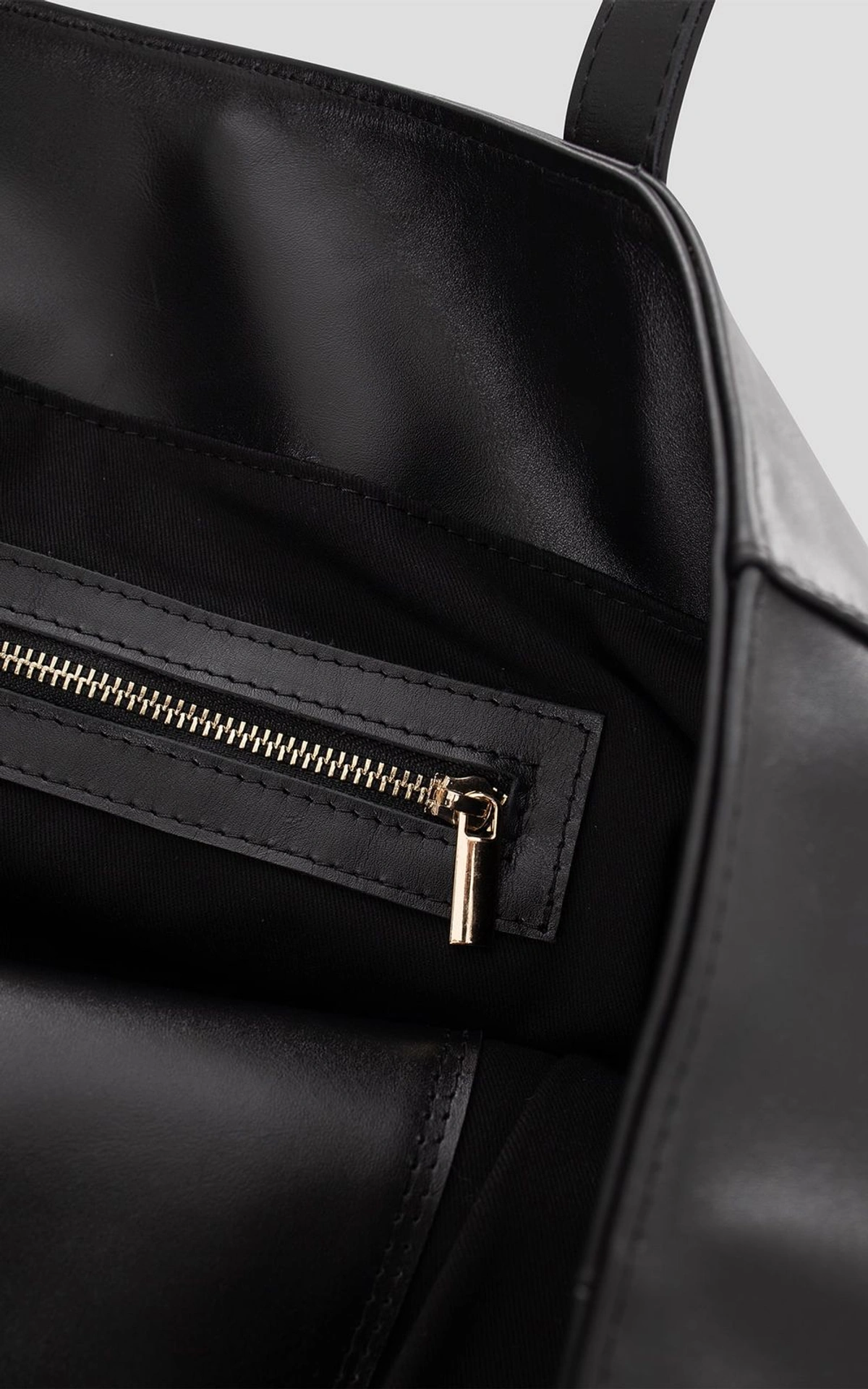 COOSH TOTE BAG in Leather