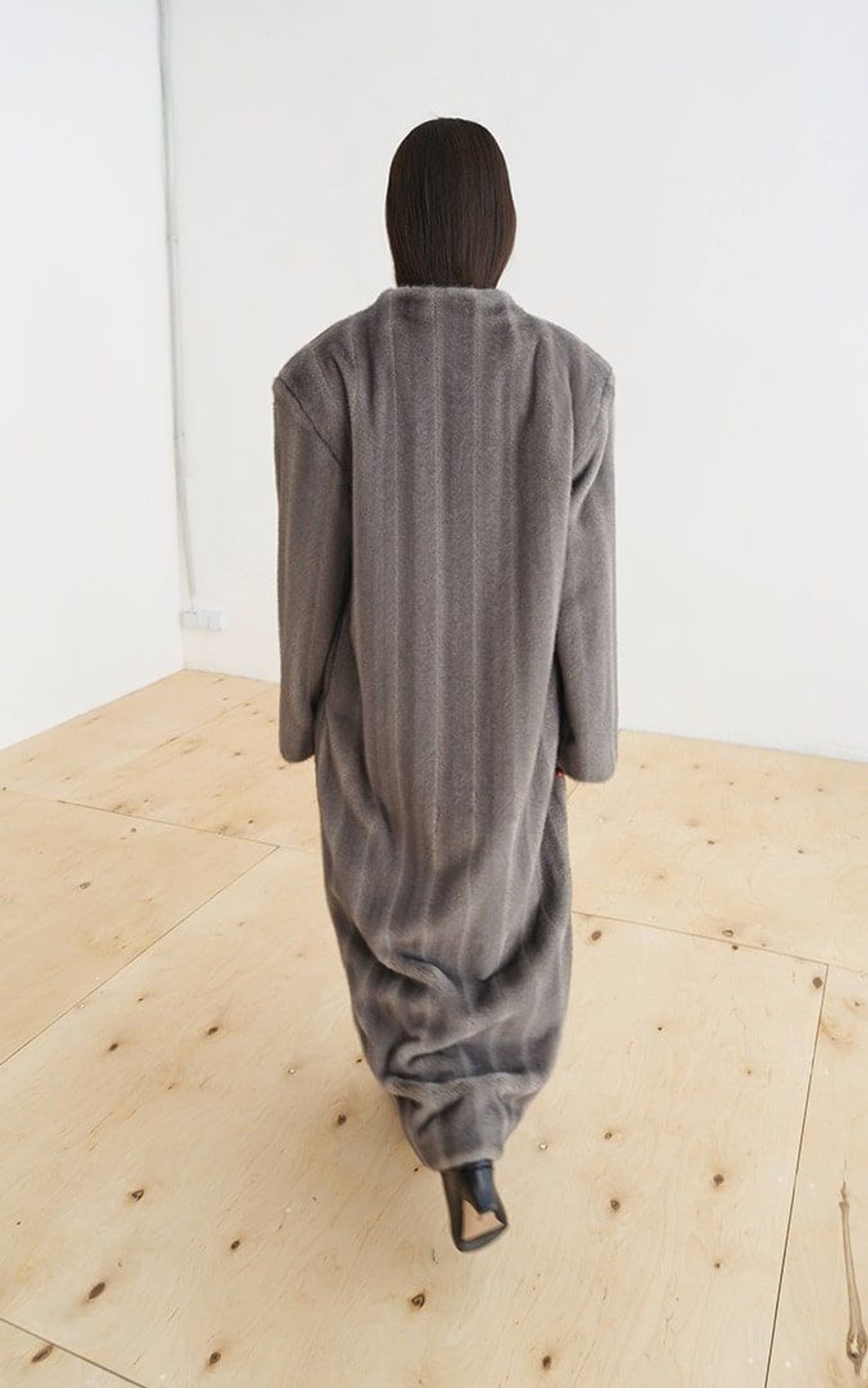 Шуба-пальто у вінтажному стилі