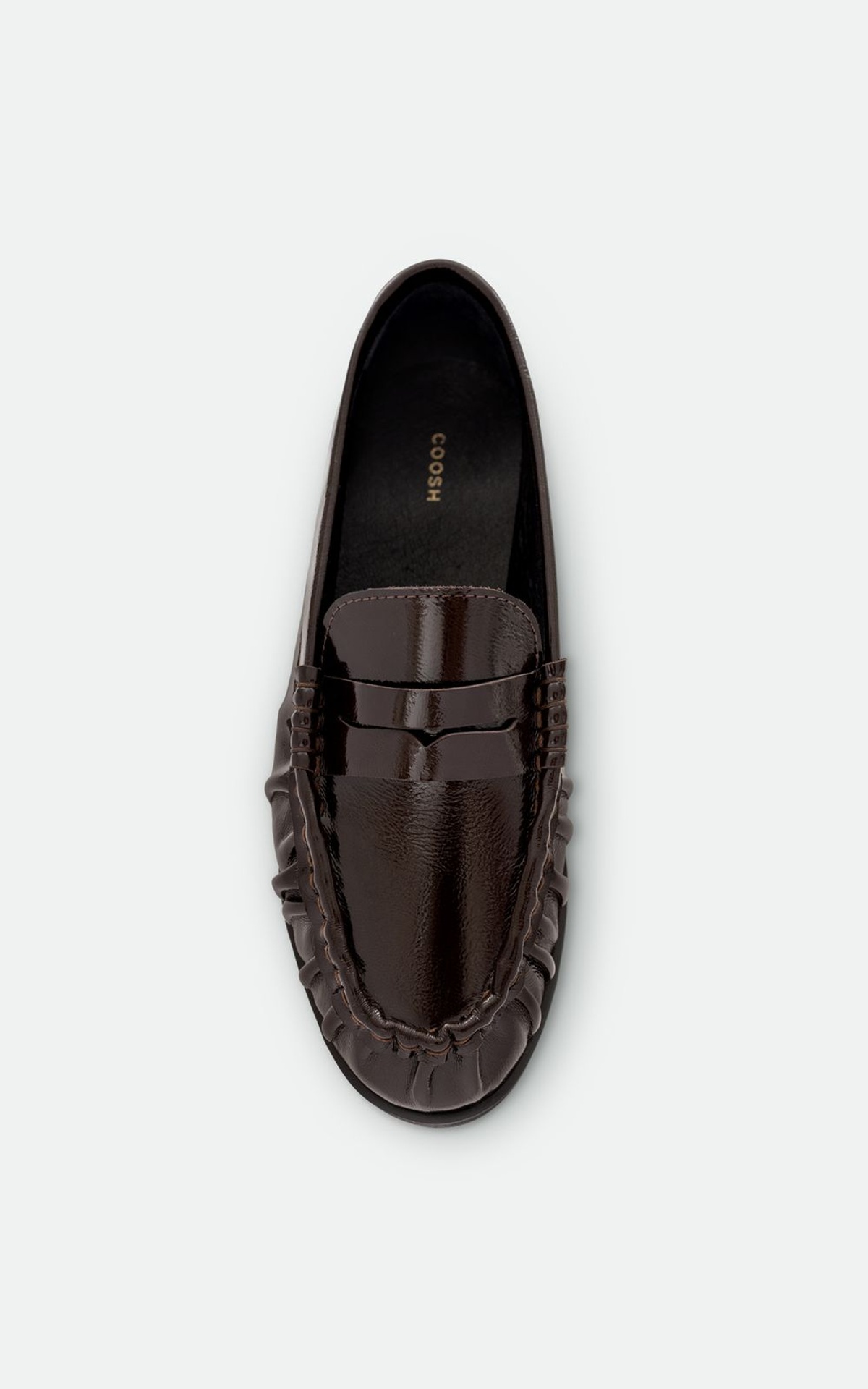 Лофери з фактурними складками з лакованої шкіри