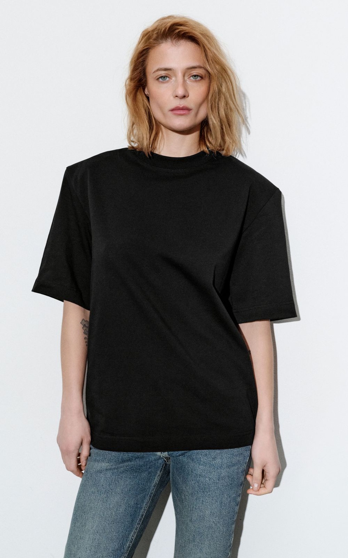Padded Shoulder Straight-Fit T-shirt