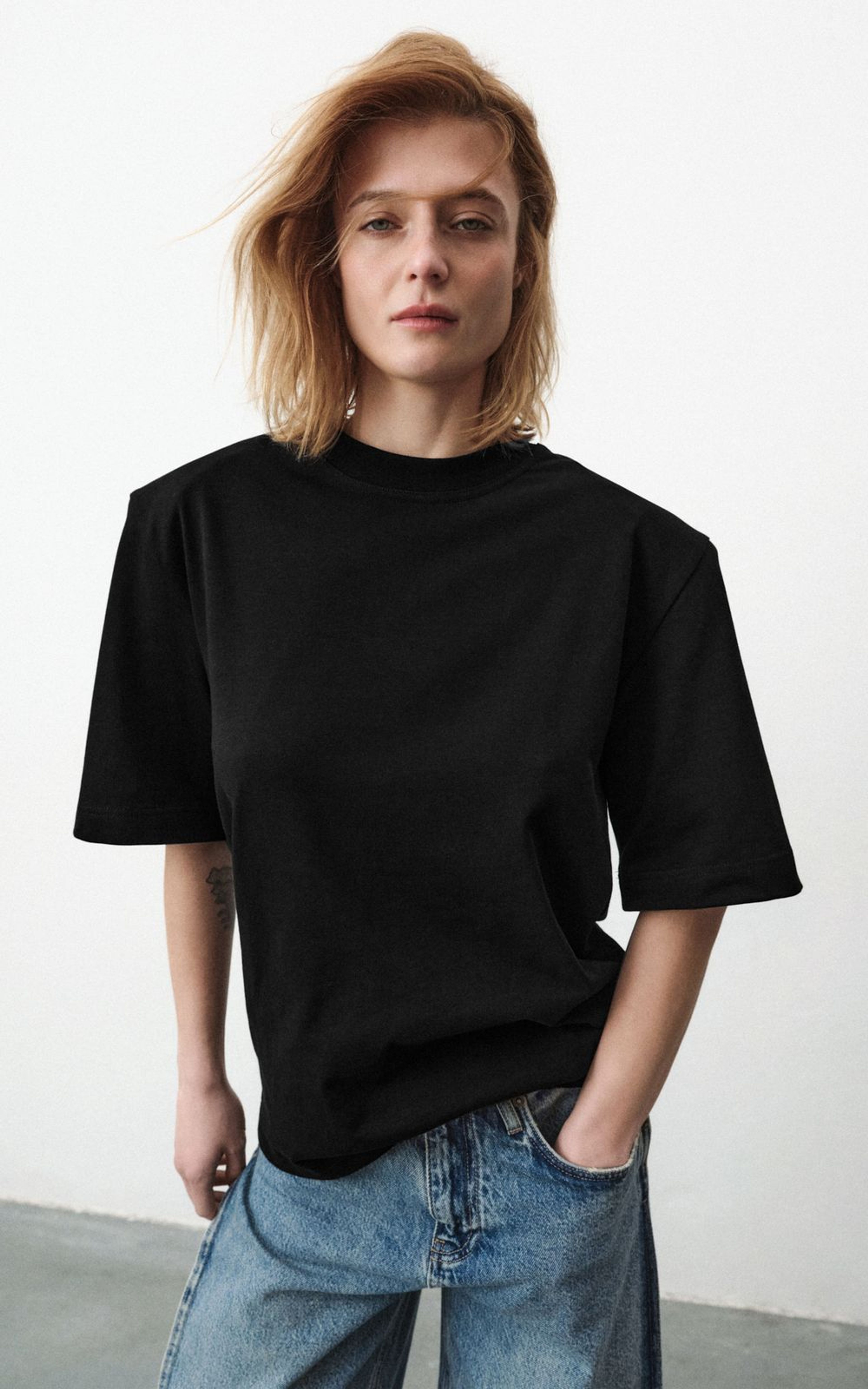 Padded Shoulder Straight-Fit T-shirt