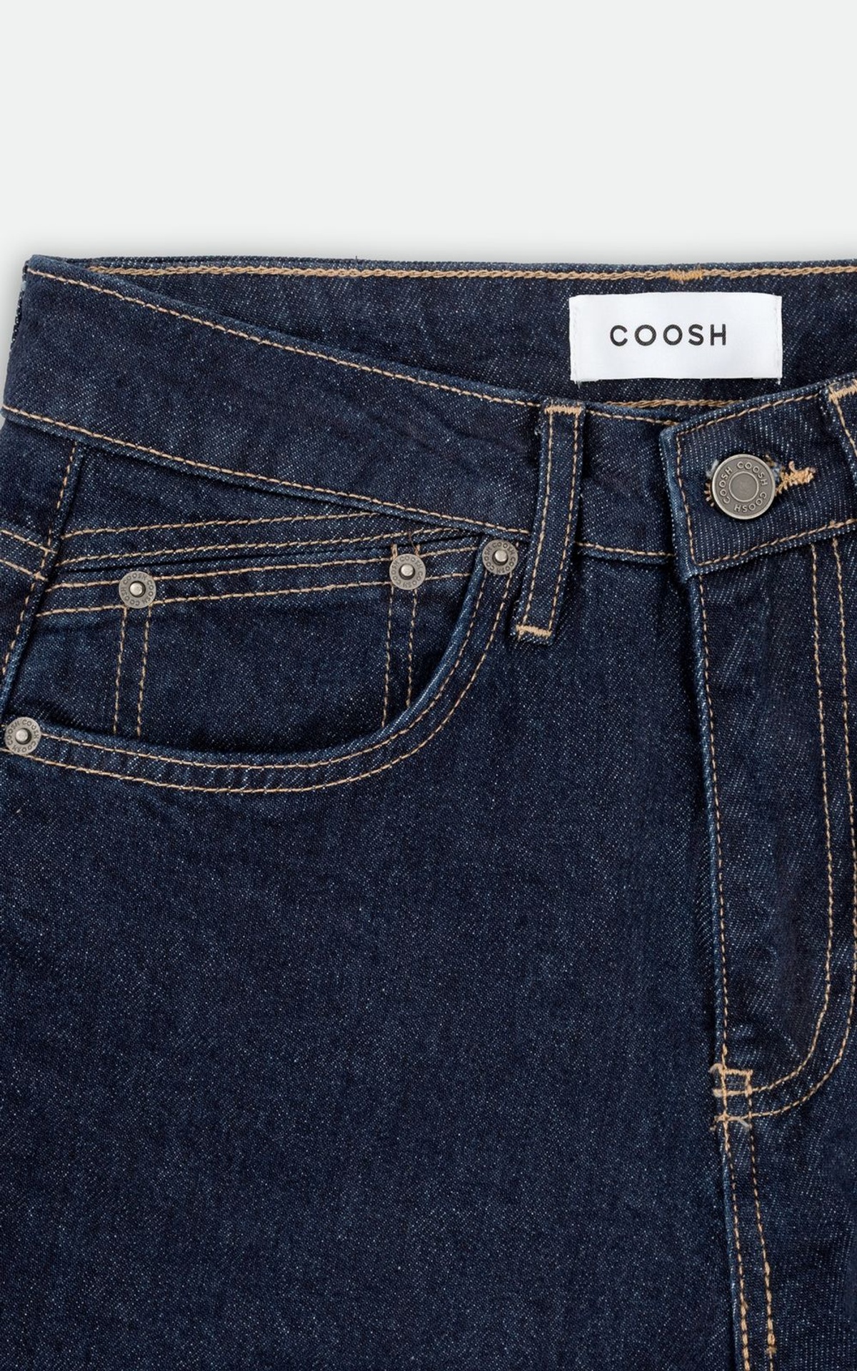 Jeansy dzwony vintage o dopasowanym kroju