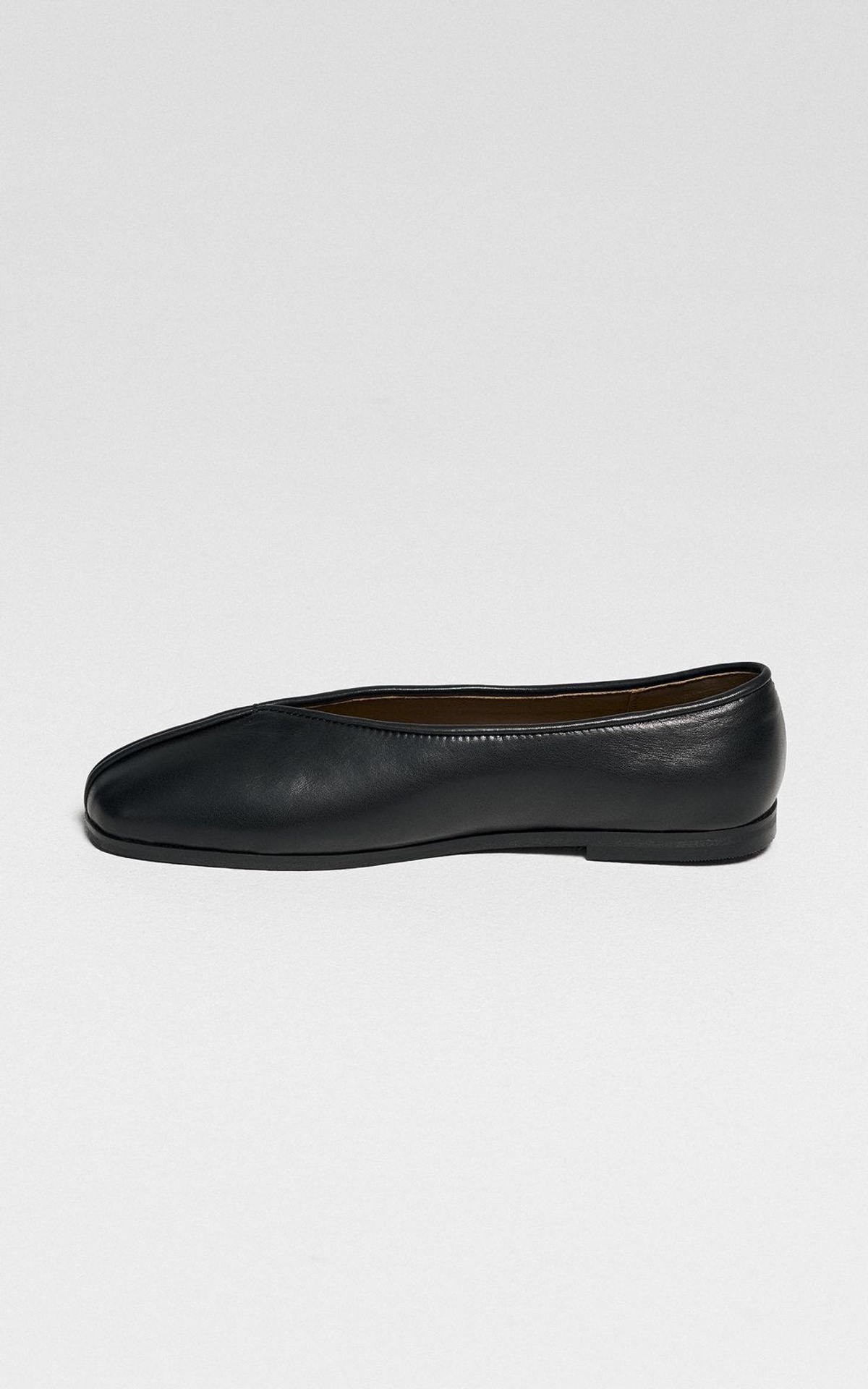 Square Toe Ballet Flats CALLA
