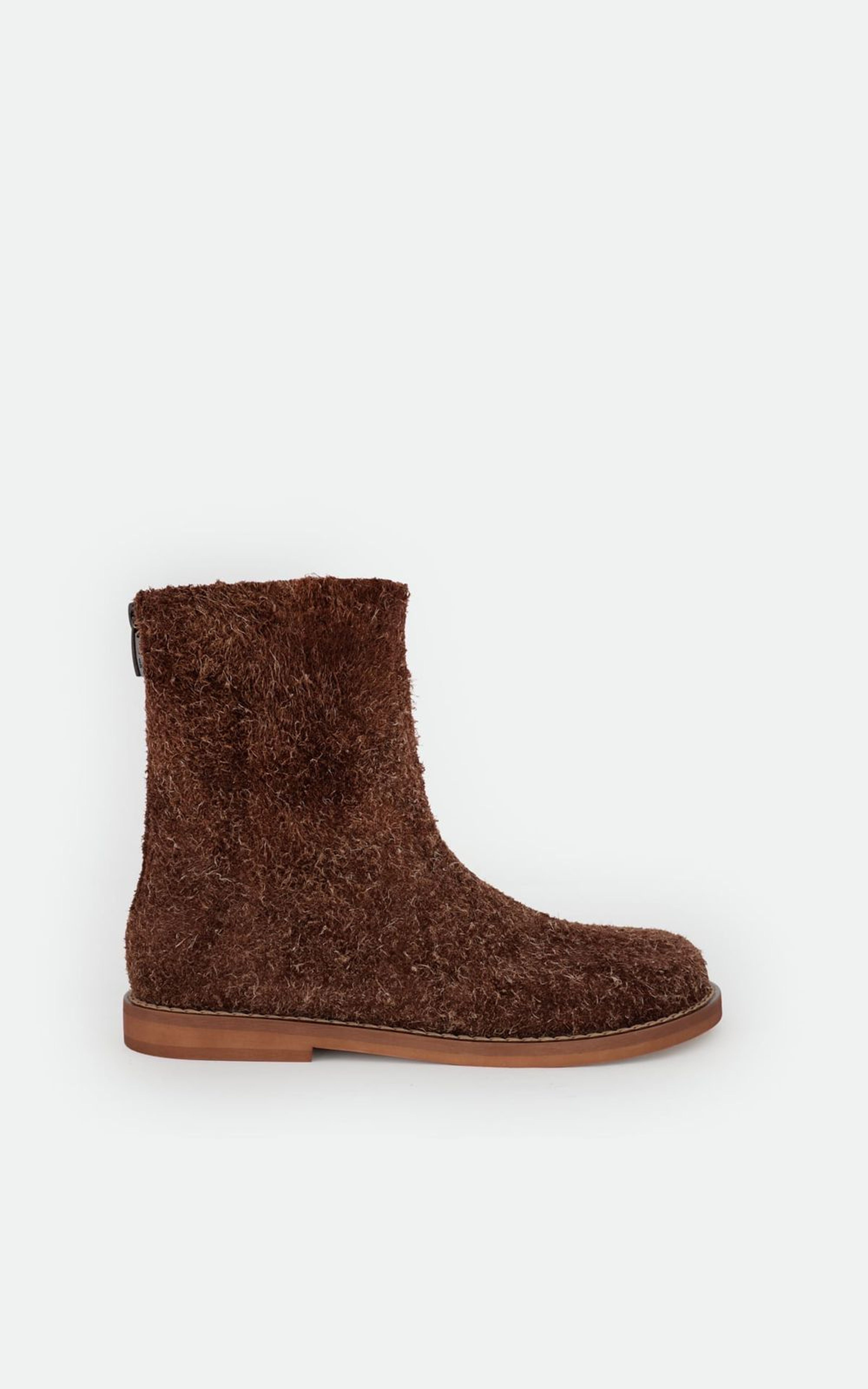 THEA Boots with Textured Finish and Barefoot Toe