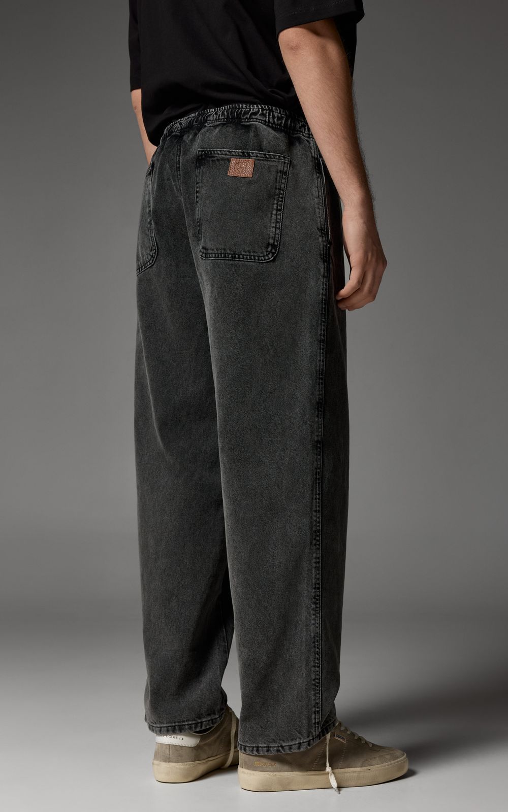 BAGGY Jeans with Elastic Band - Graphite | COOSH