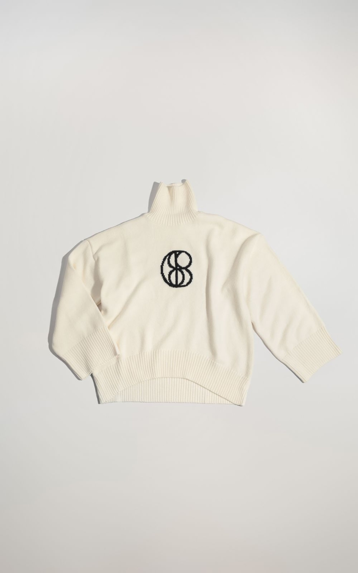 Светр вовняний з коміром-стійкою