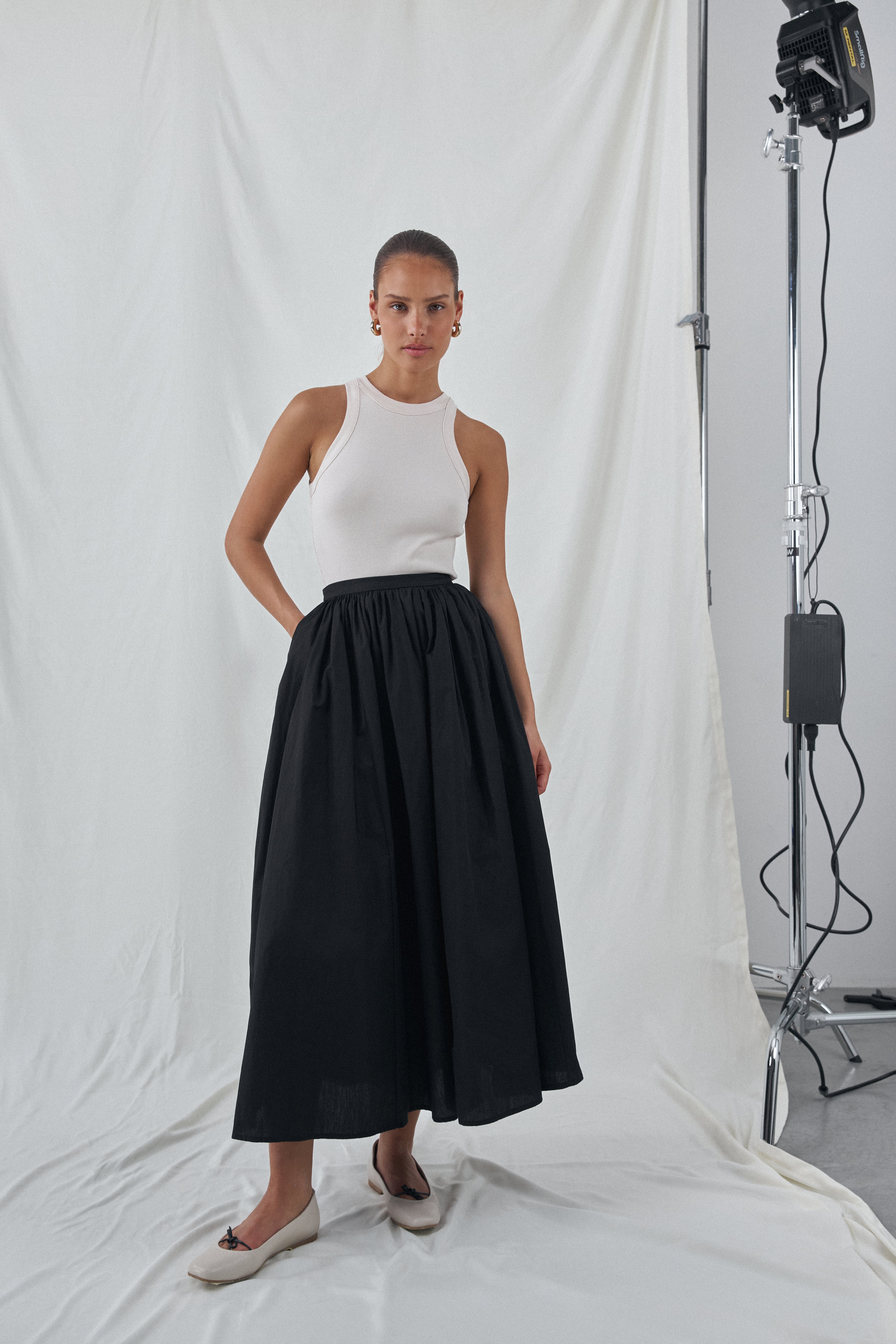 Mini Balloon Skirt in Cotton - Black | COOSH