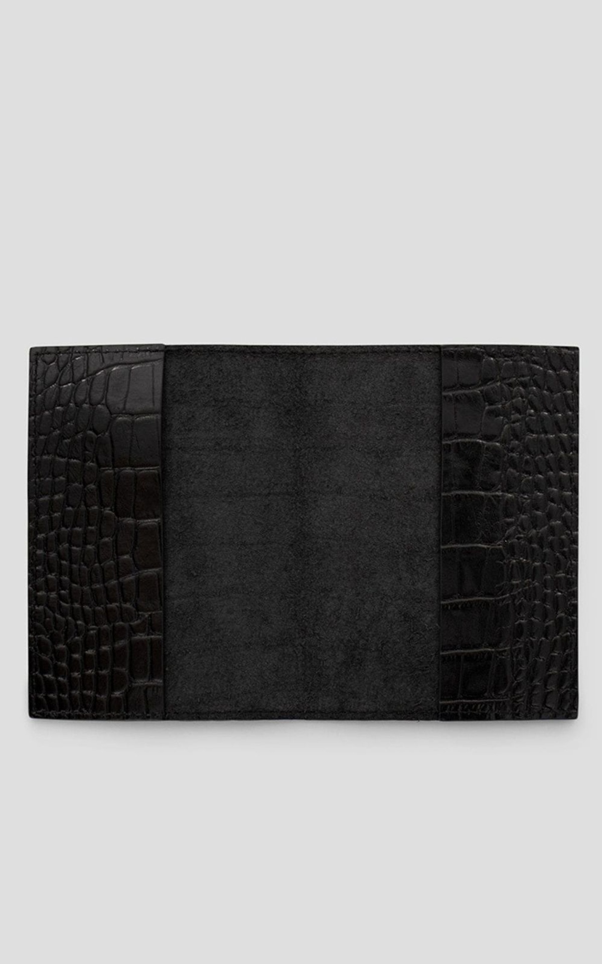 Textured Leather Passport Cover