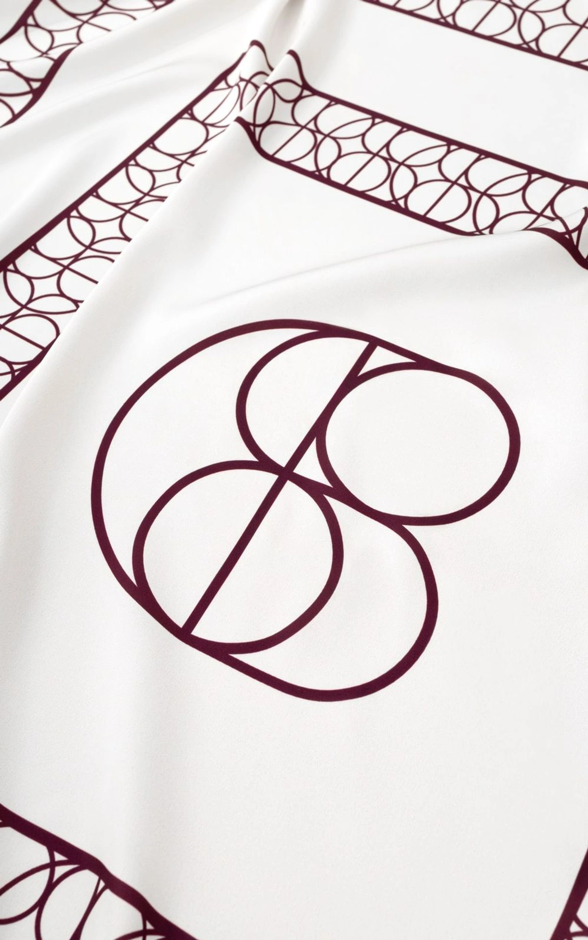 Хустка THE LOGO сатинова
