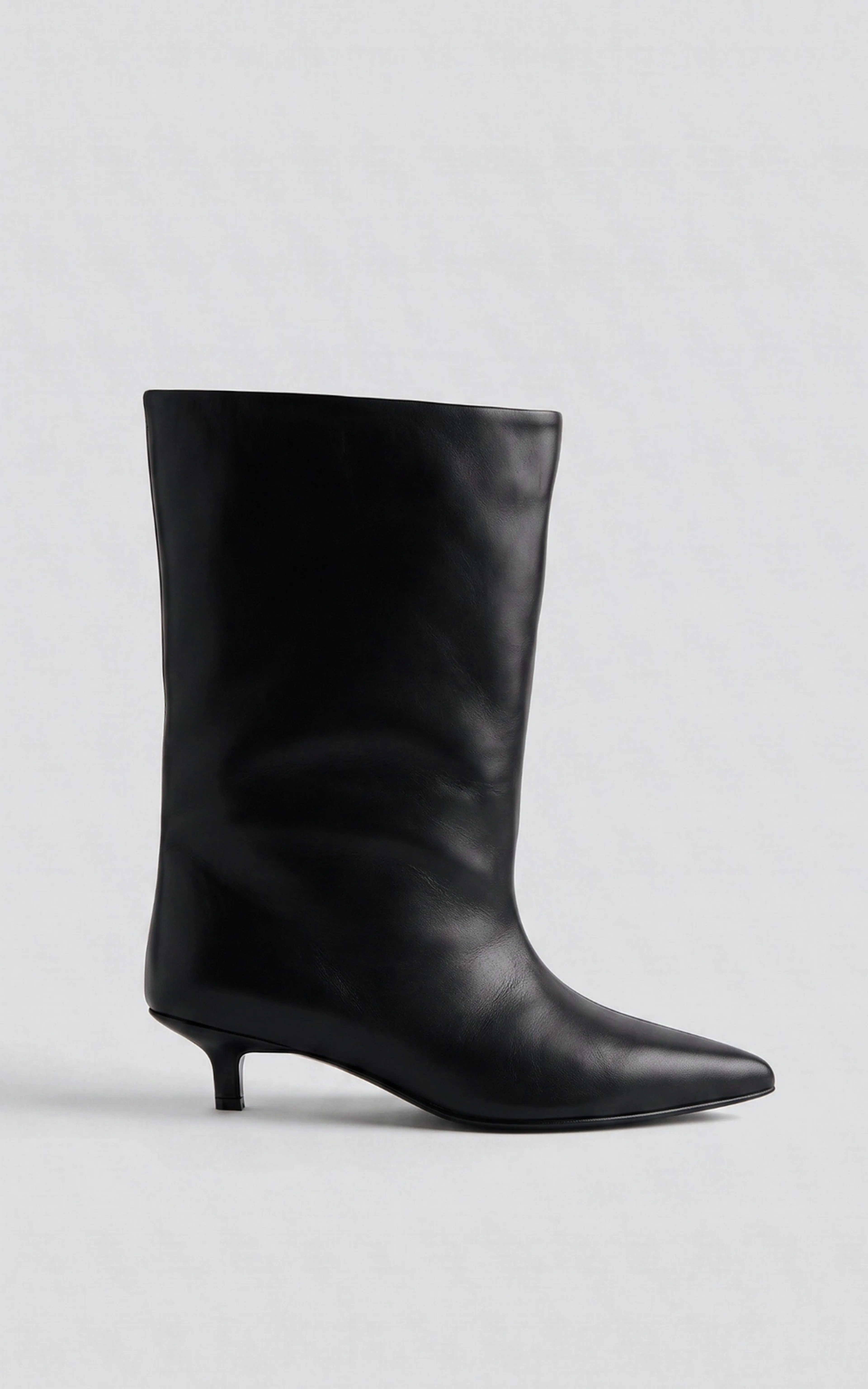Skórzane botki na obcasie kitten heel
