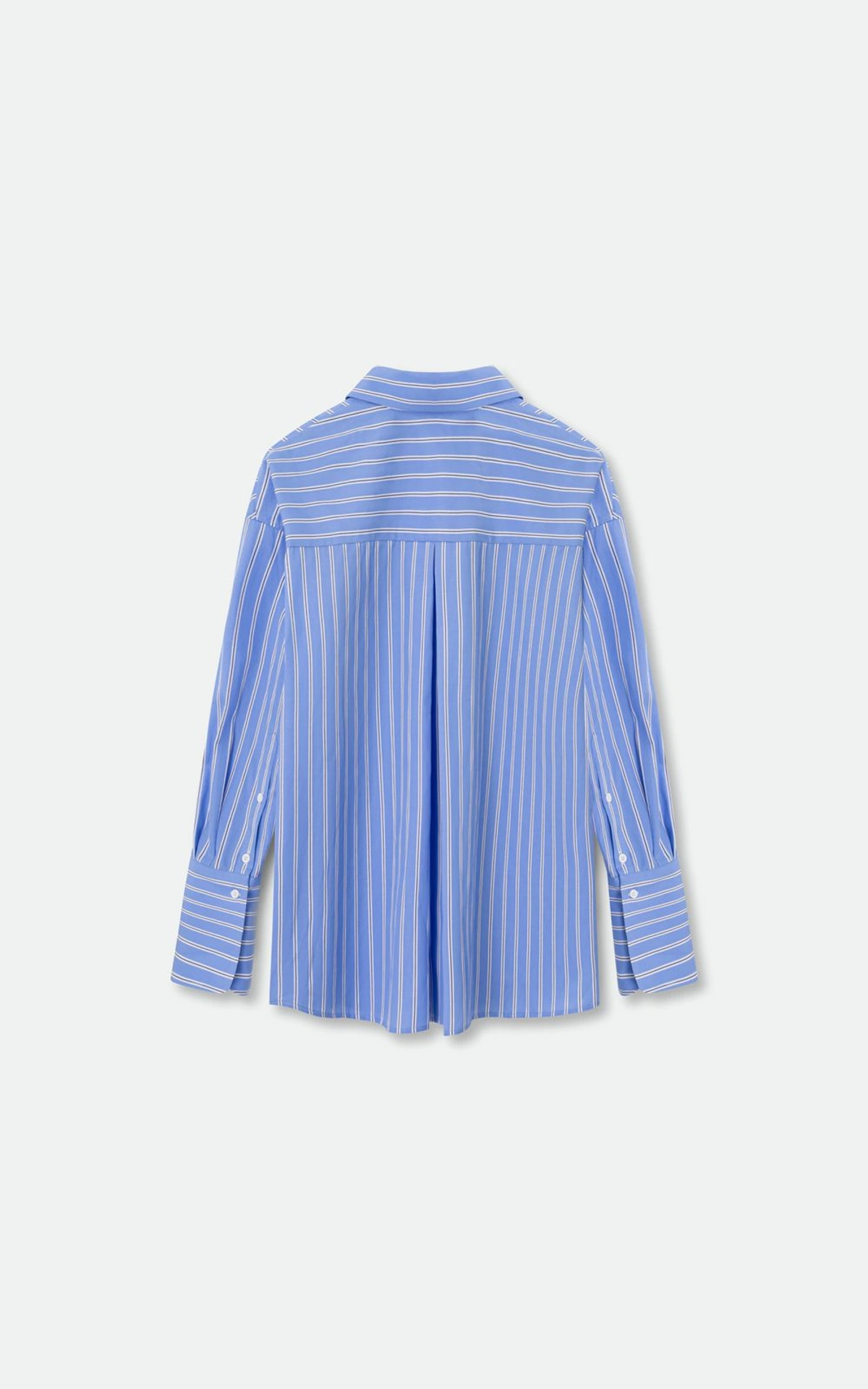 Straight-cut Striped Shirt