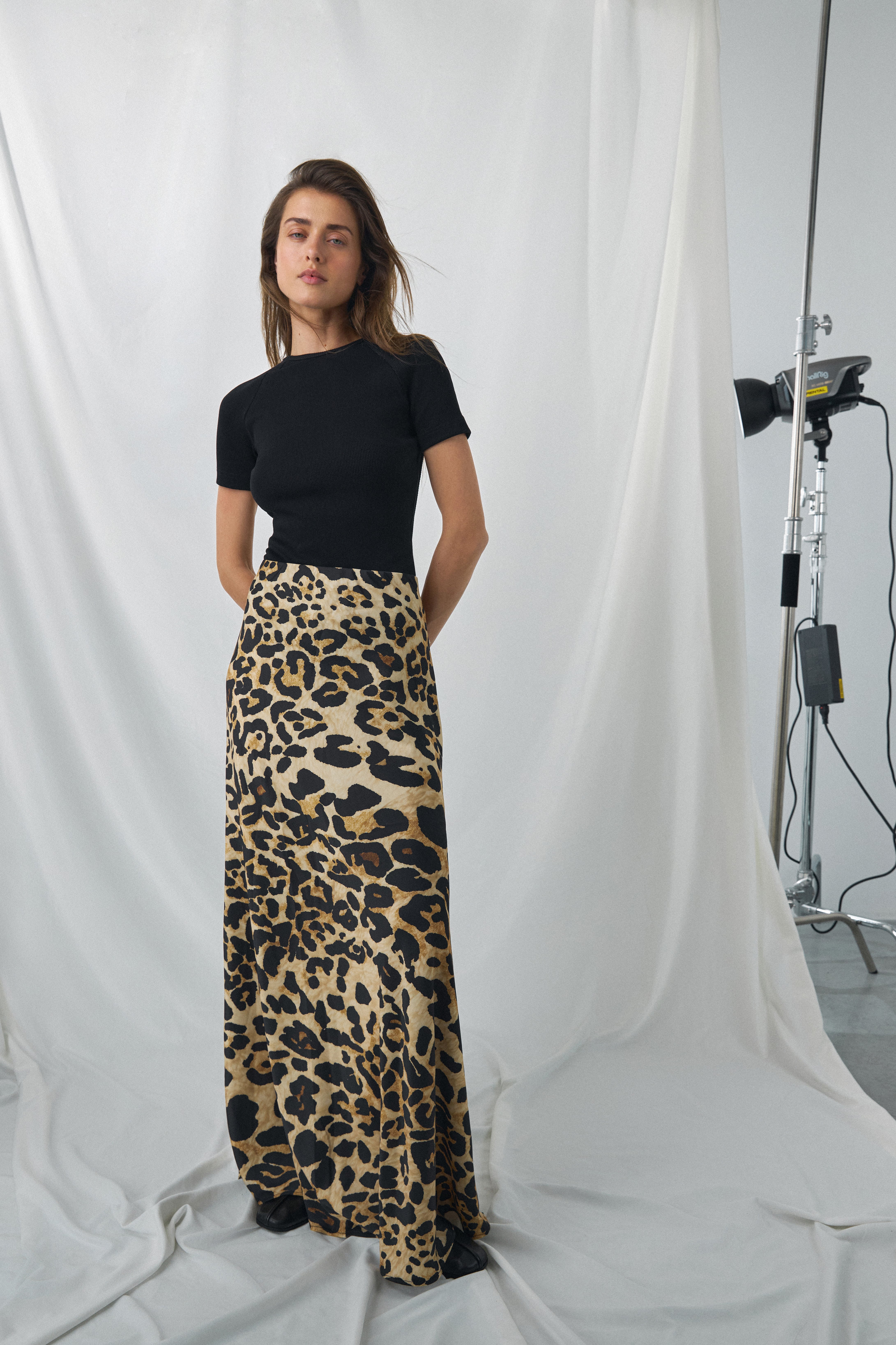 NCN 　ASON POG SKIRT M m732blackfront.jpg?v=