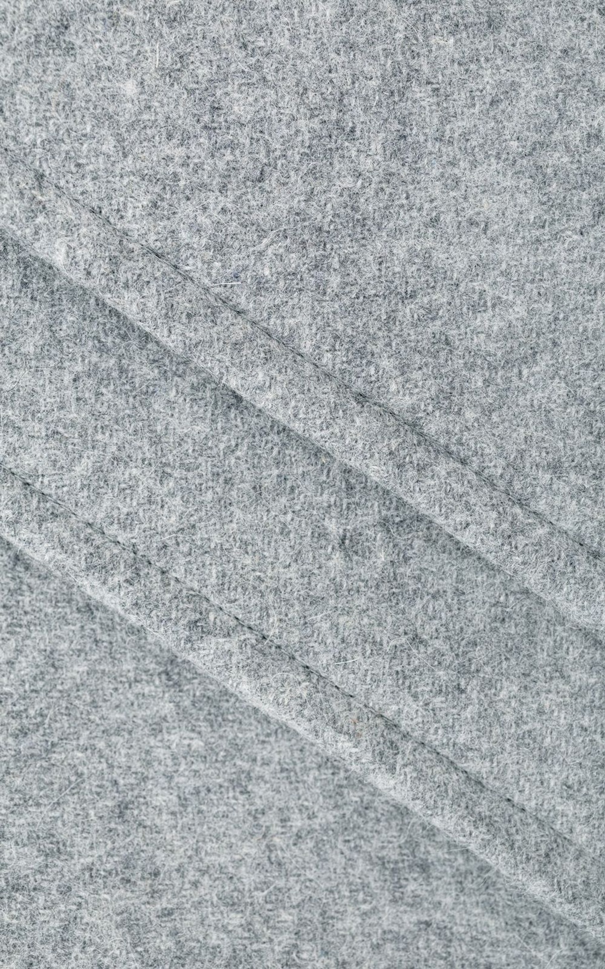 Voluminous Wool Headscarf