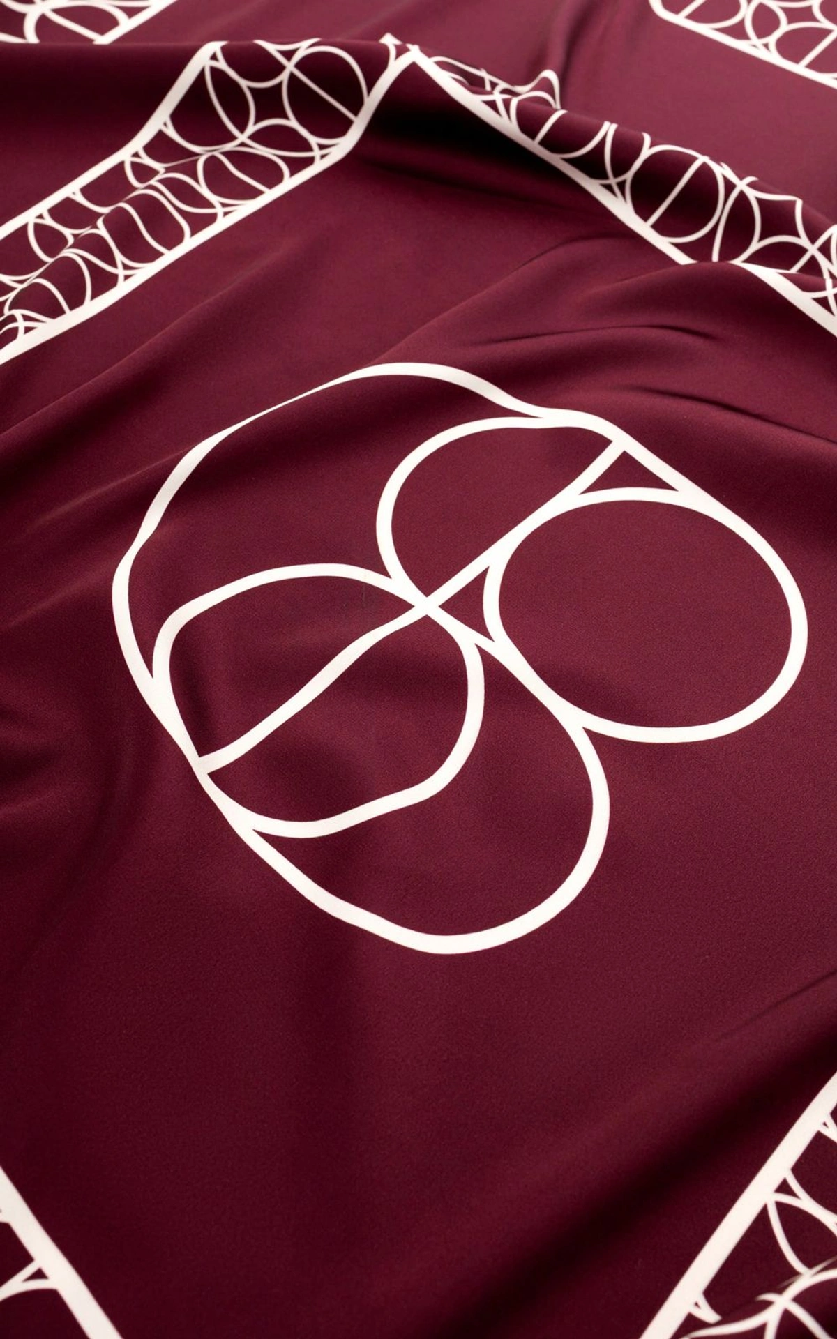 Хустка THE LOGO сатинова