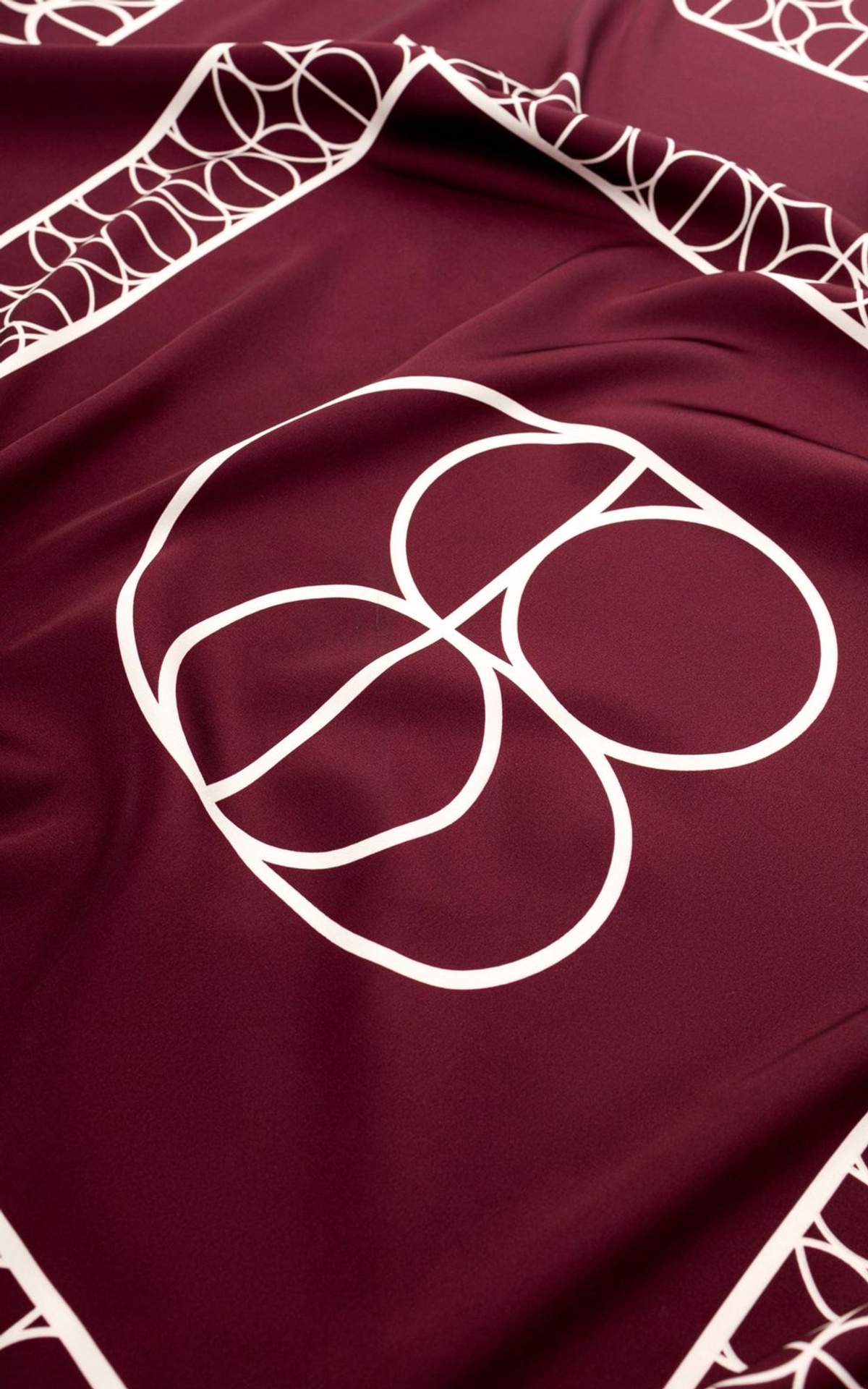 Хустка THE LOGO сатинова