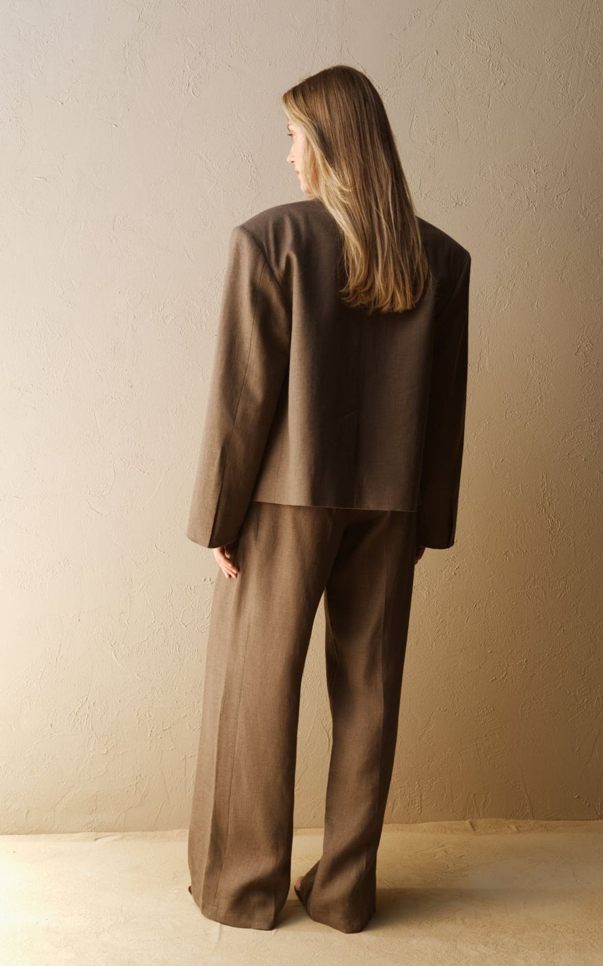 ARNE Straight-Cut Linen Blazer with Shoulder Pads