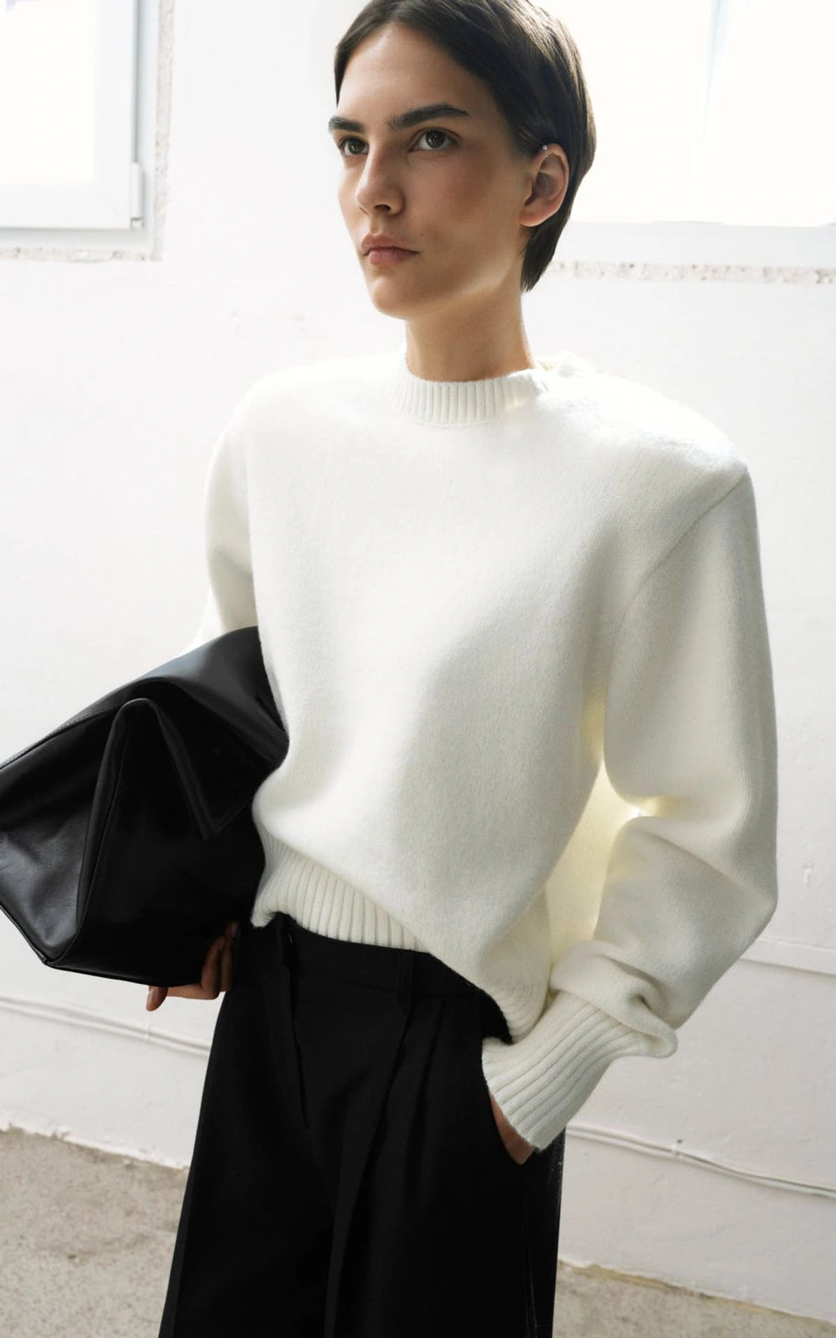 Crew Neck Sweater with Shoulder Pads
