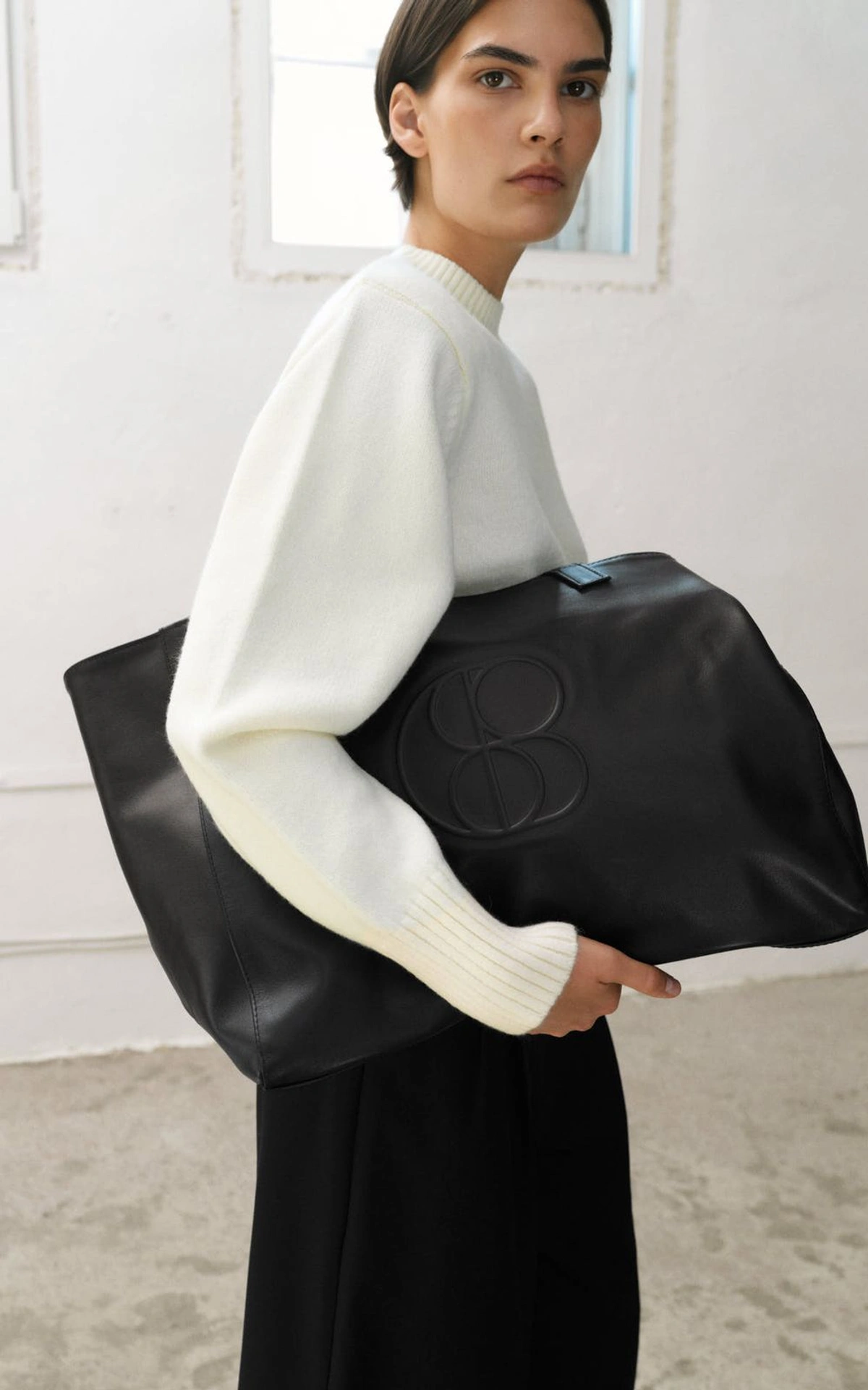 Crew Neck Sweater with Shoulder Pads