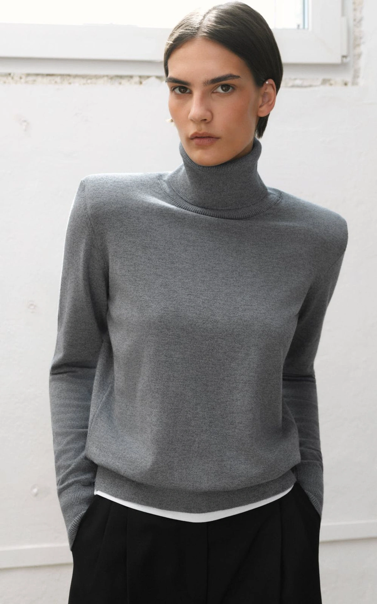 Гольф трикотажний з підплічниками