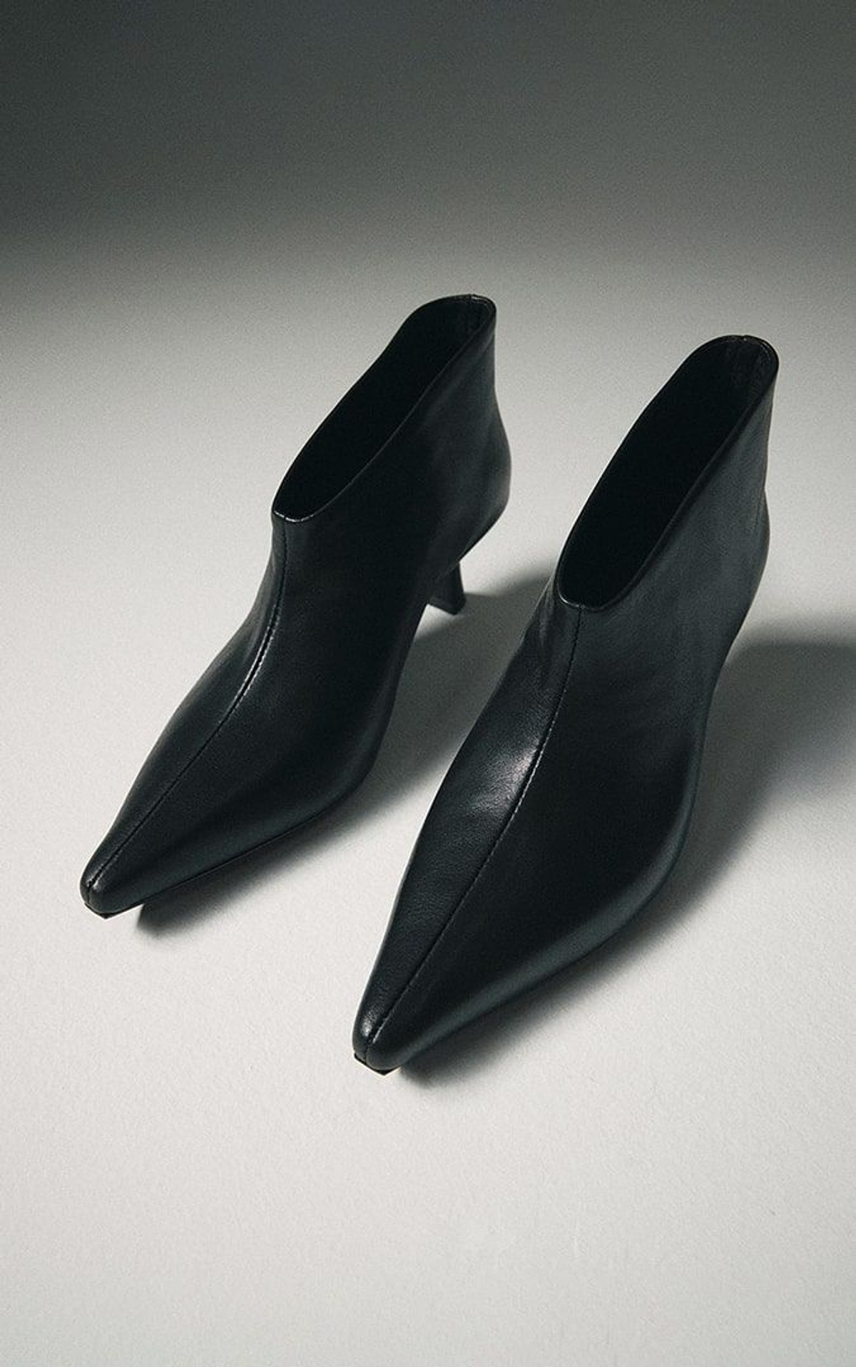 SARA Leather Ankle Boots With Pointed Toe