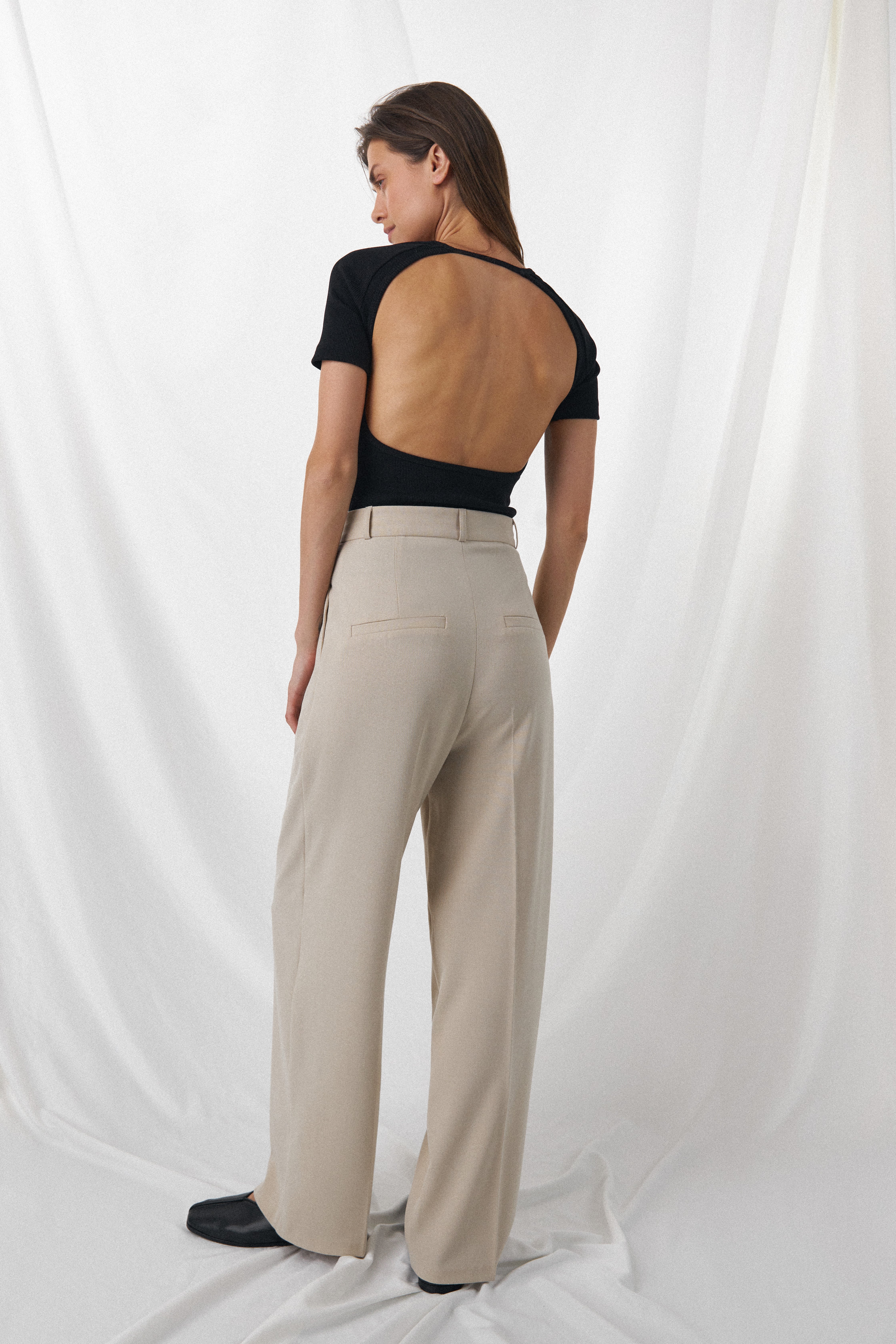 eaphi waist wave slacks beige 1サイズ eaphi waist wave slacks beige 1サイズ