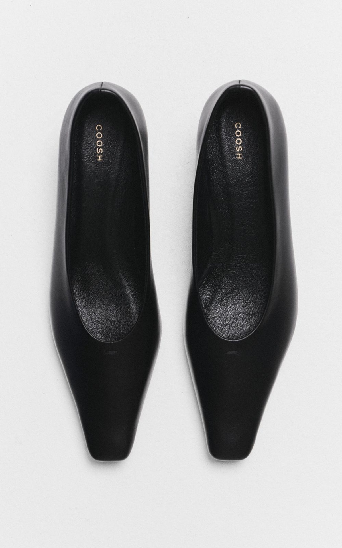 NOAH Leather Pumps with Pointed Toe
