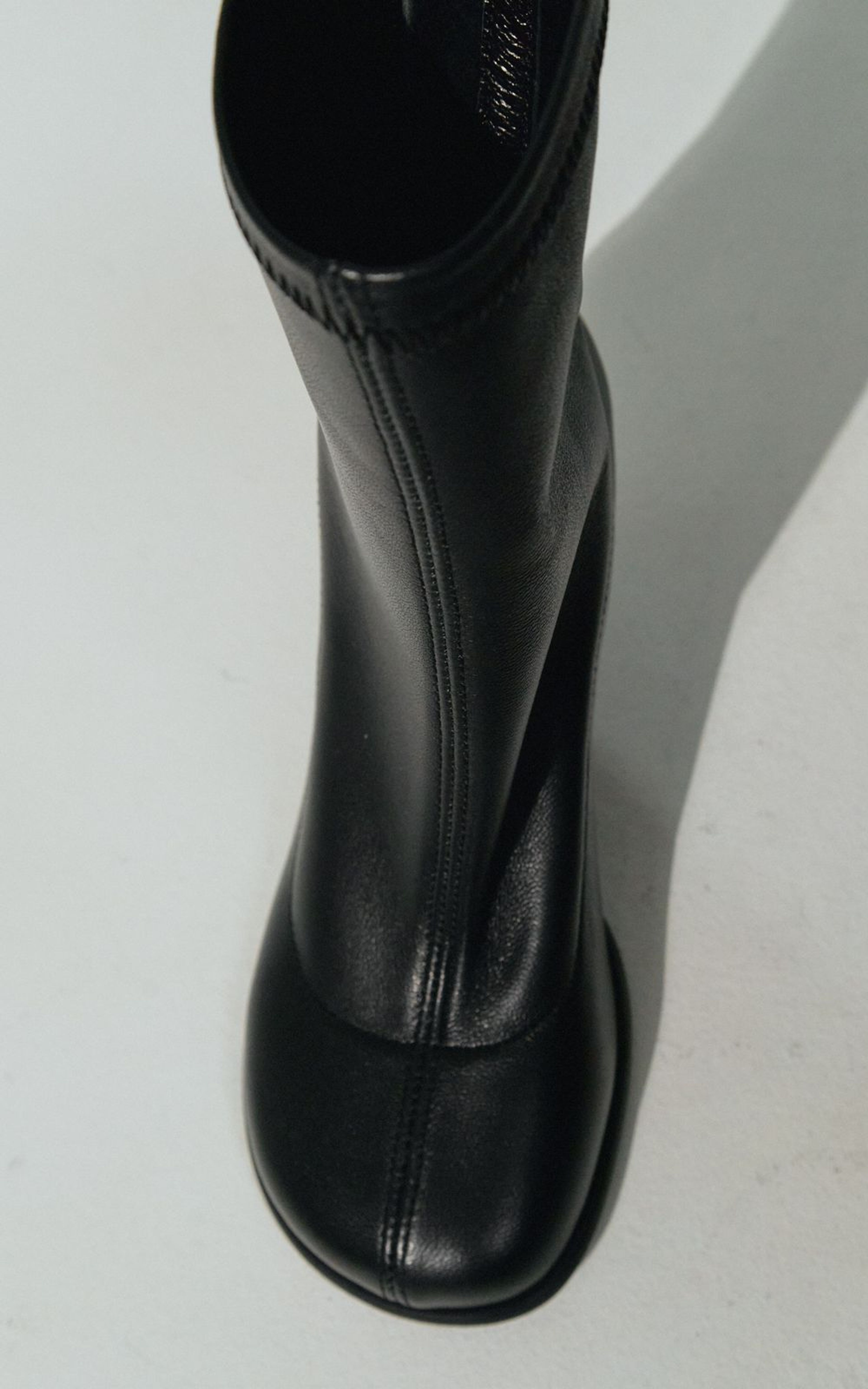EVIE Round Toe Ankle Boots