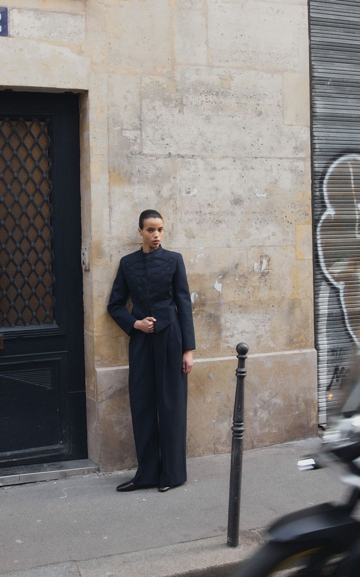 Single-Pleat Wide-Leg Trousers