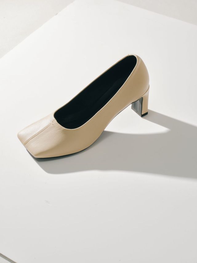CC 25S Slingback Loafer Beiege Calfskin