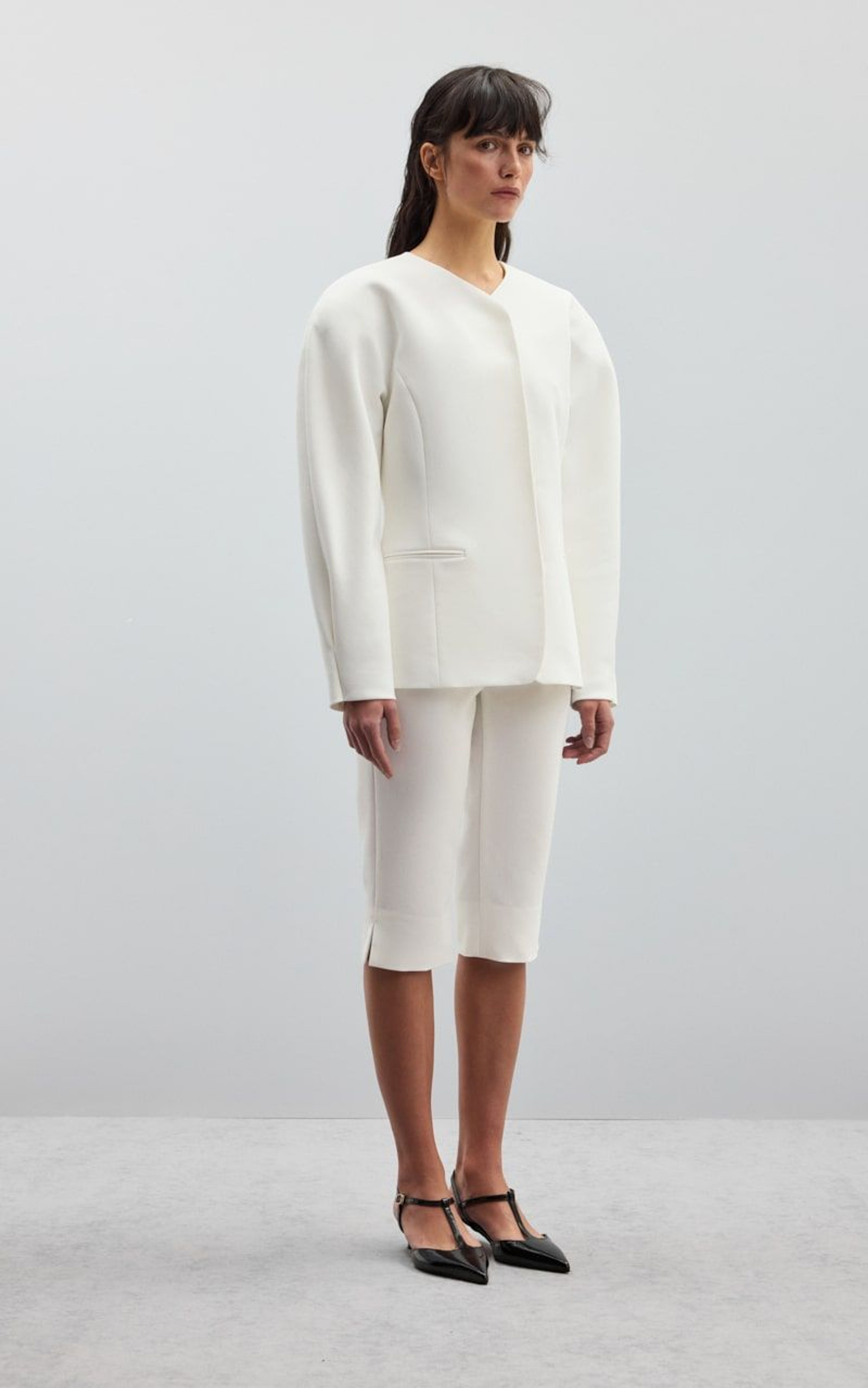 Капрі класичні з костюмної тканини