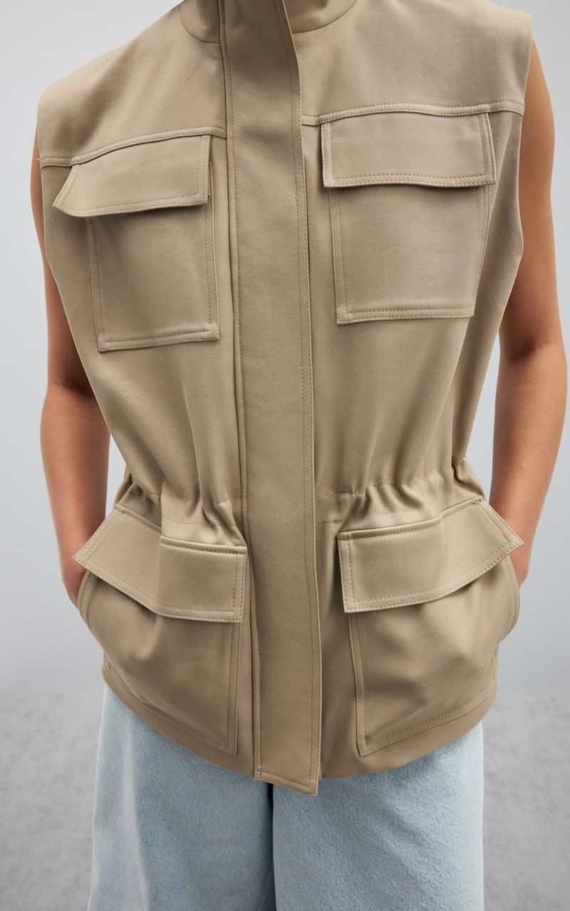 トップス HED MAYNER / Cargo Vest Skype_Picture_2022_11_29T07_58