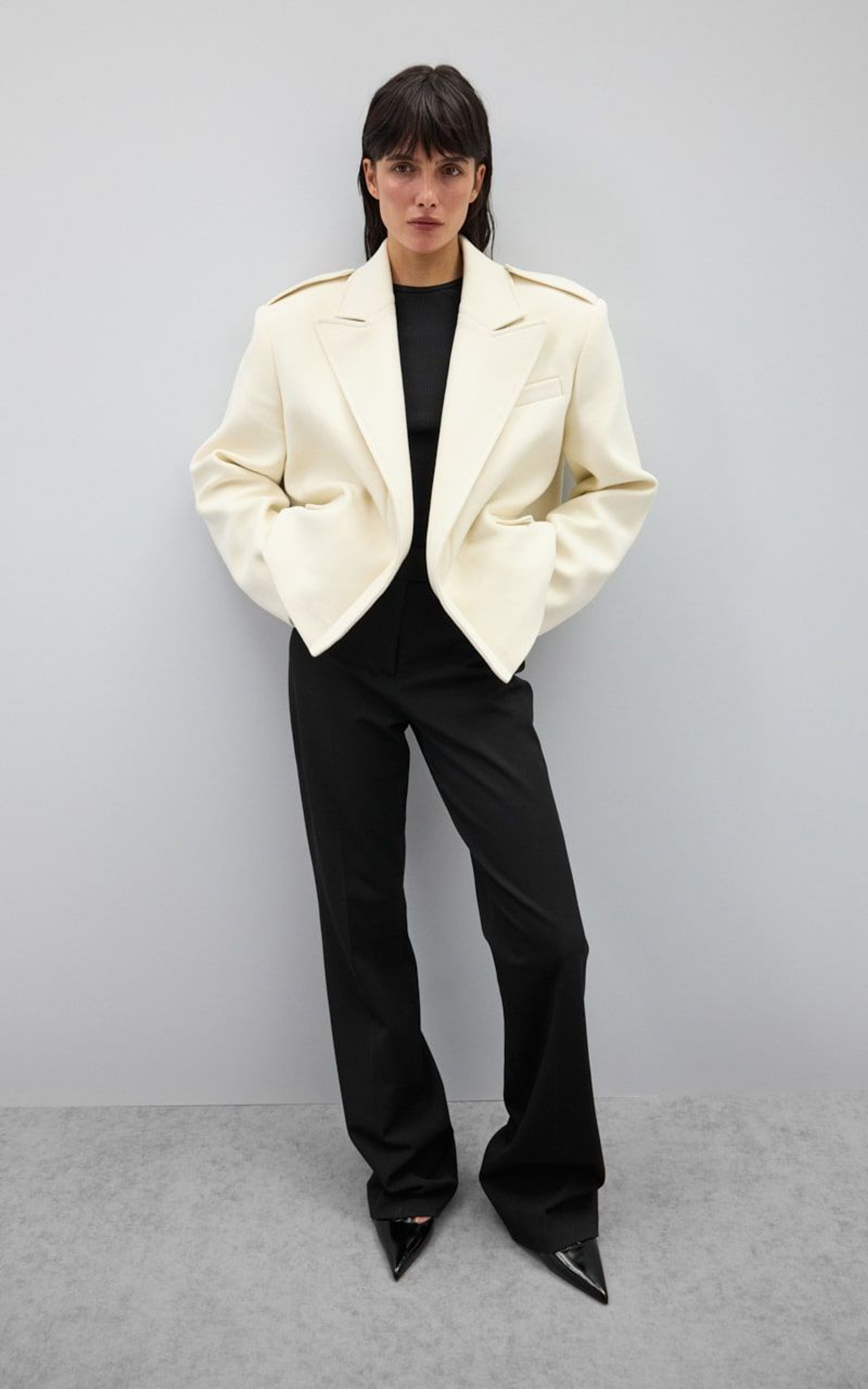 Krótki płaszcz wełniany ARISS