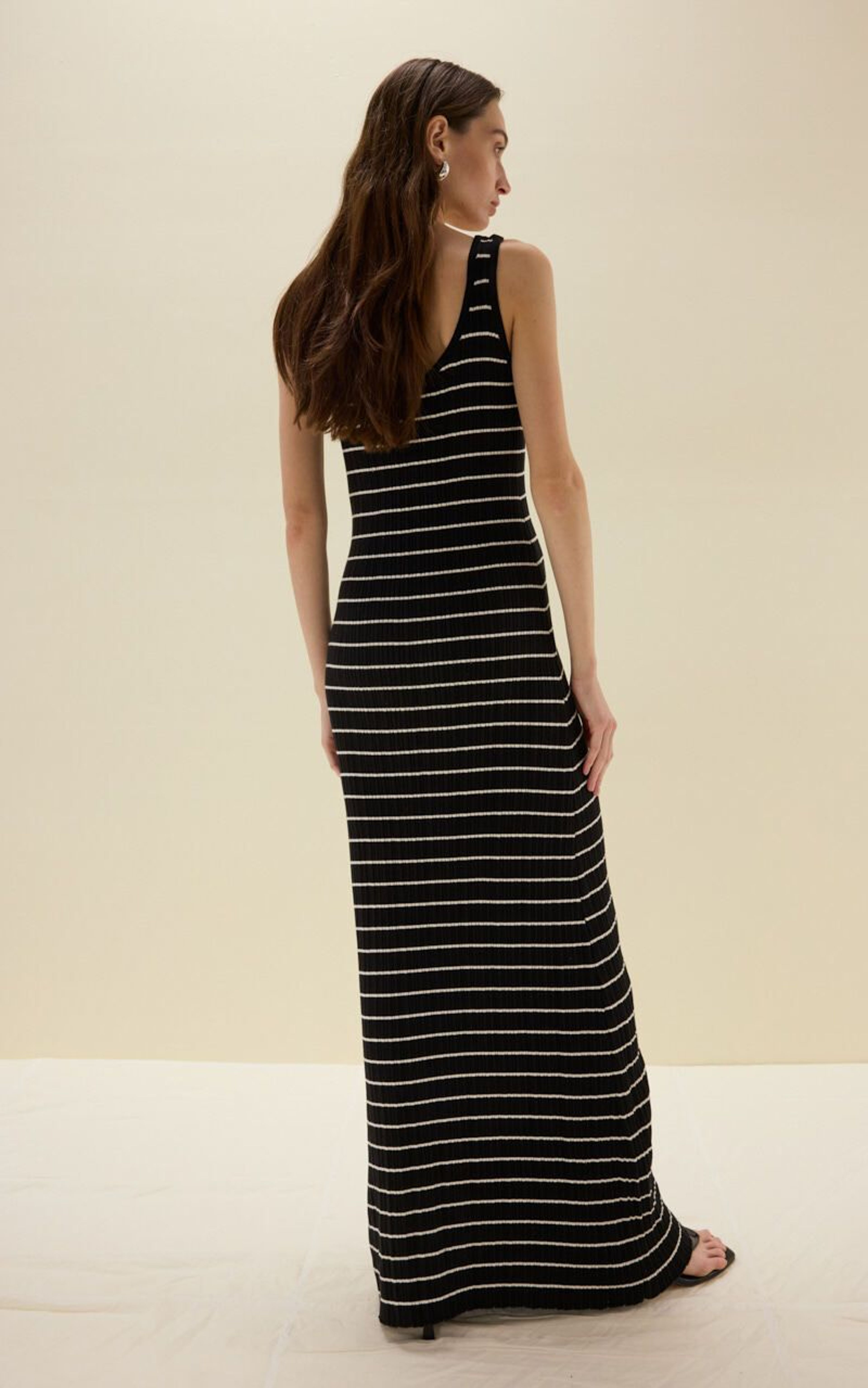 Сукня трикотажна максі в смужку