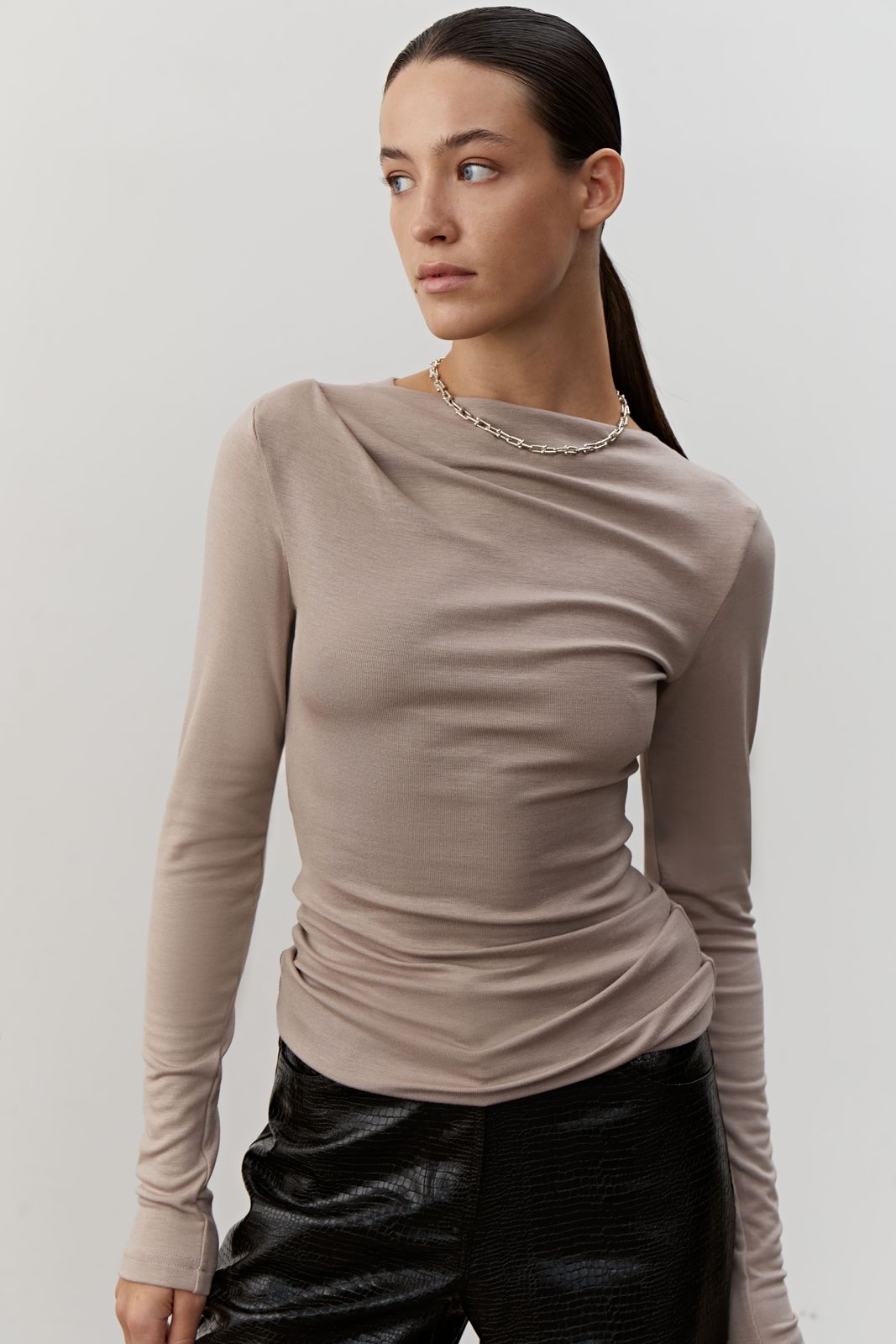 Coosh Basic Guide Basic Frilled Longsleeve - Beige | COOSH