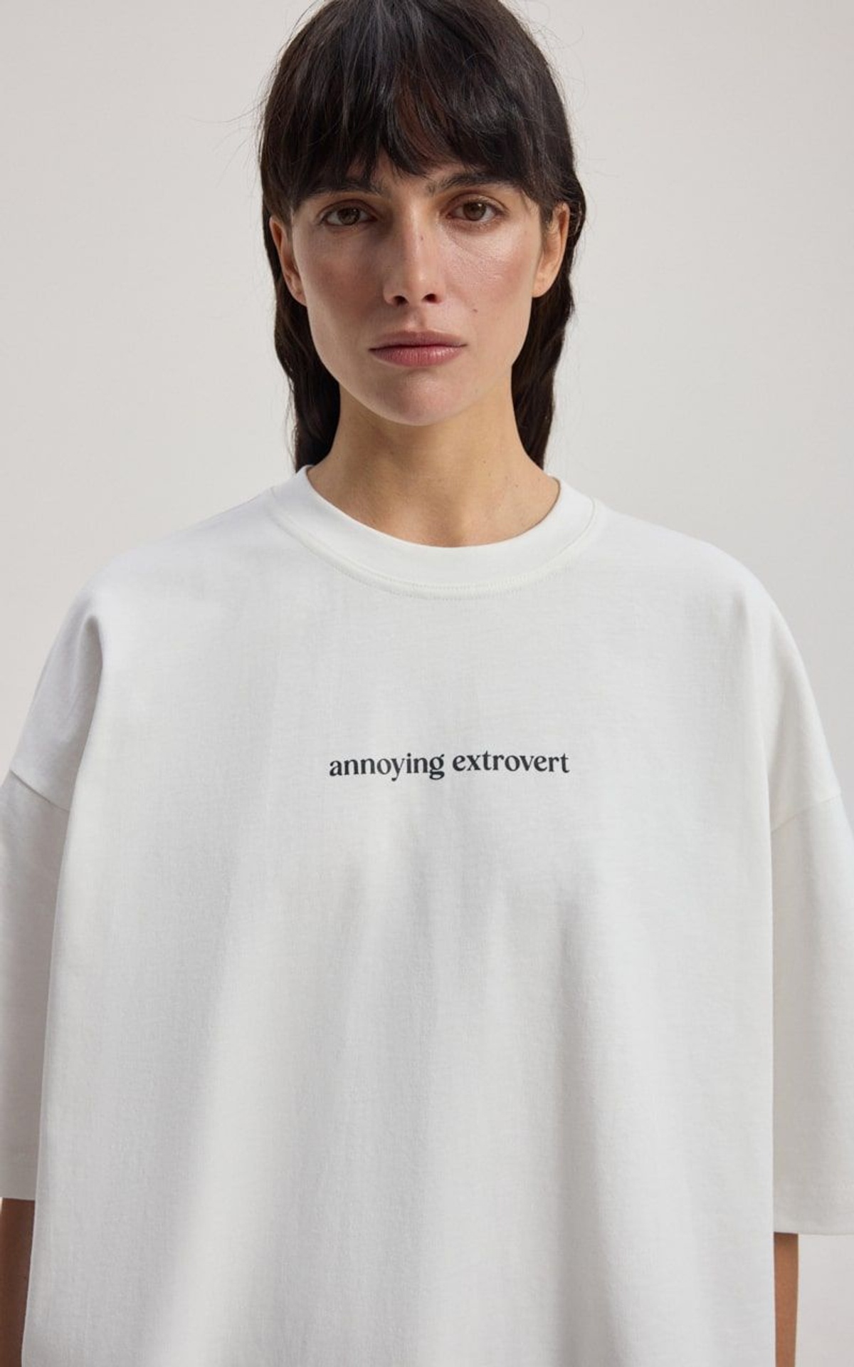 Футболка оверсайз "ANNOYING EXTROVERT"