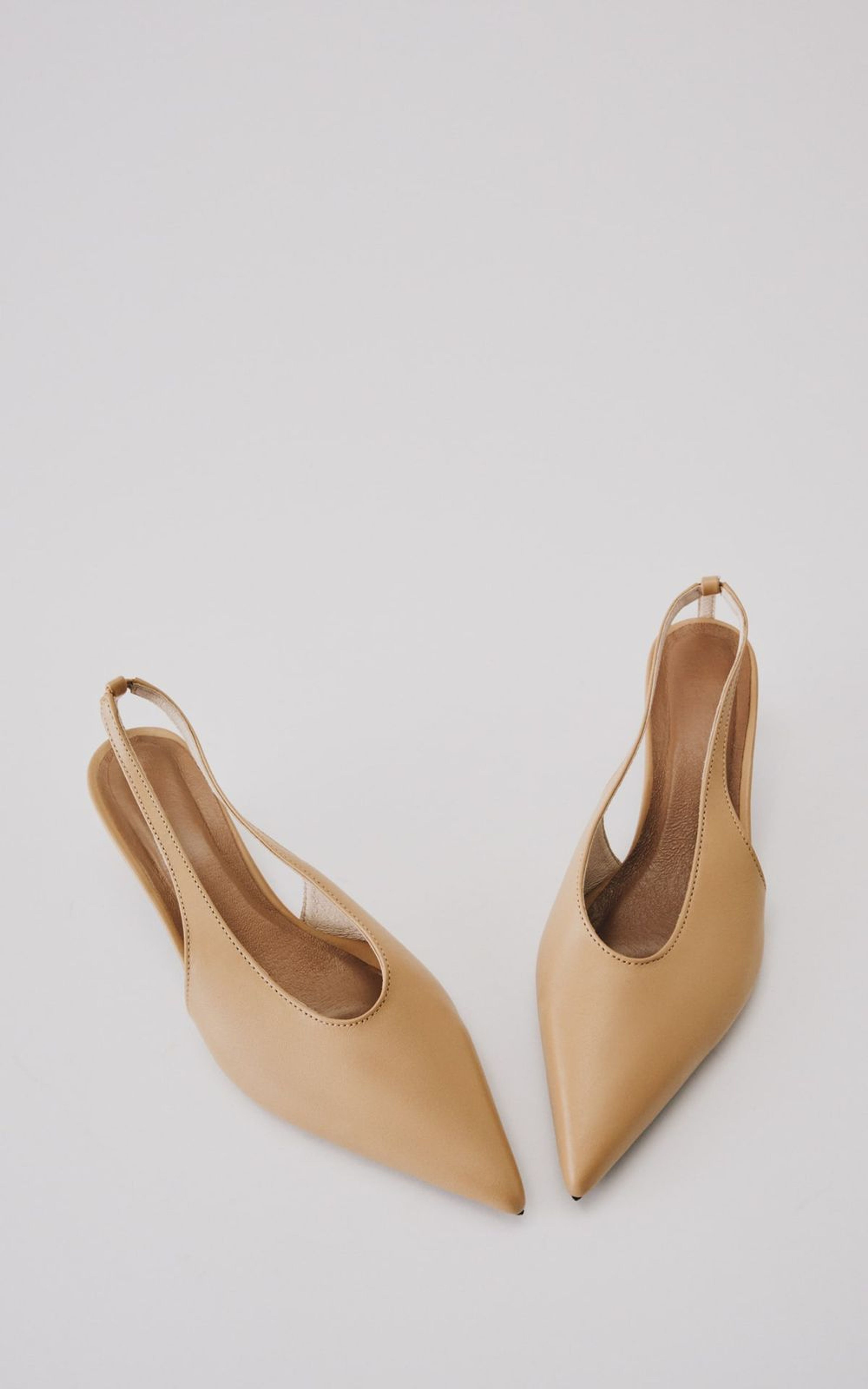CONSTANCE Leather Slingbacks with Pointed Toe