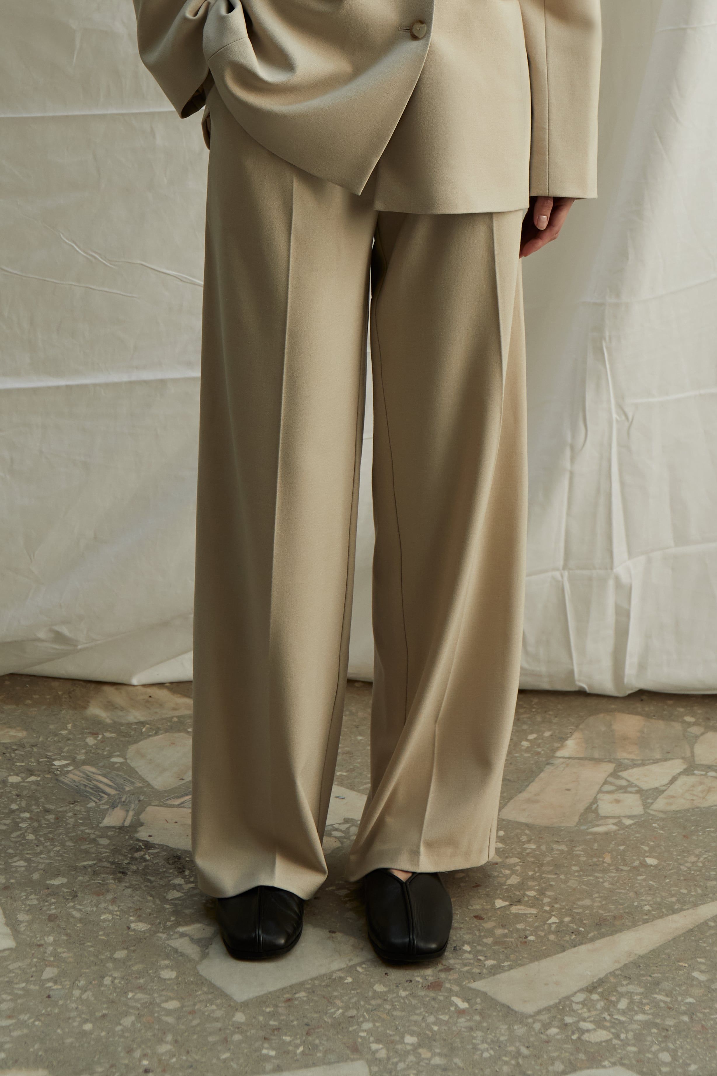 P/COC Button Waist Pants Beige SS23 main image 1