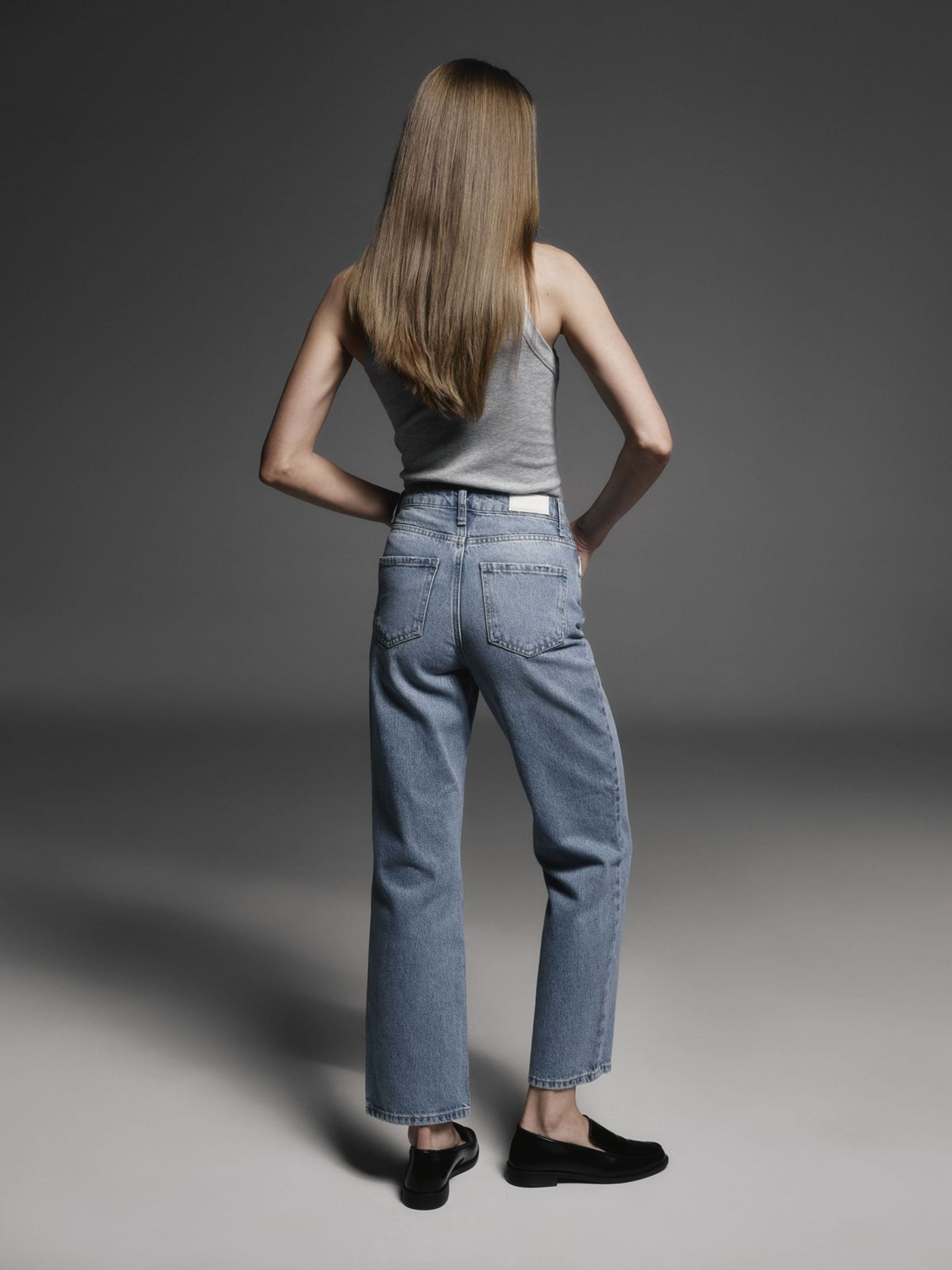 Cropped Length Jeans BASIC